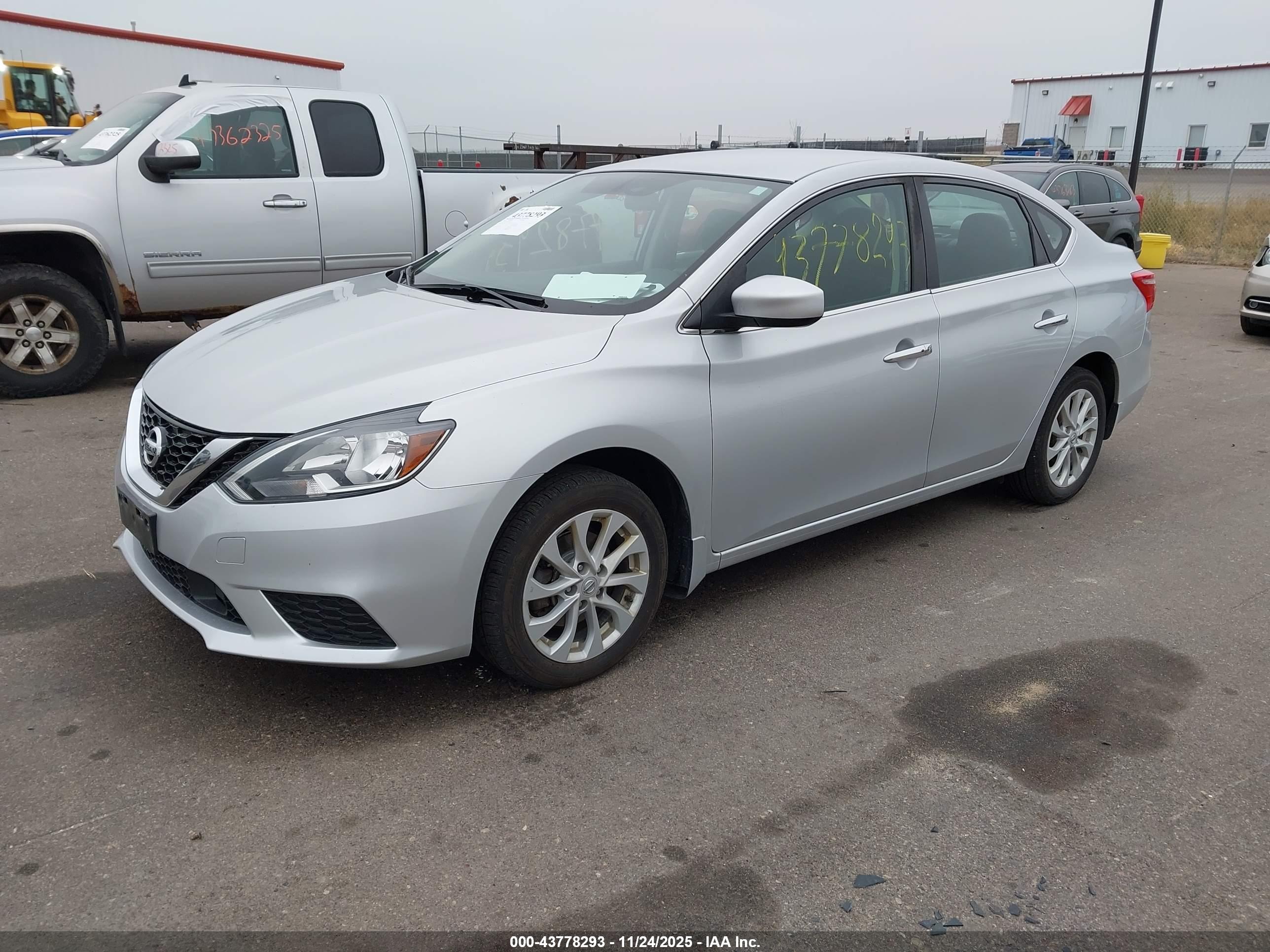 NISSAN SENTRA image 2