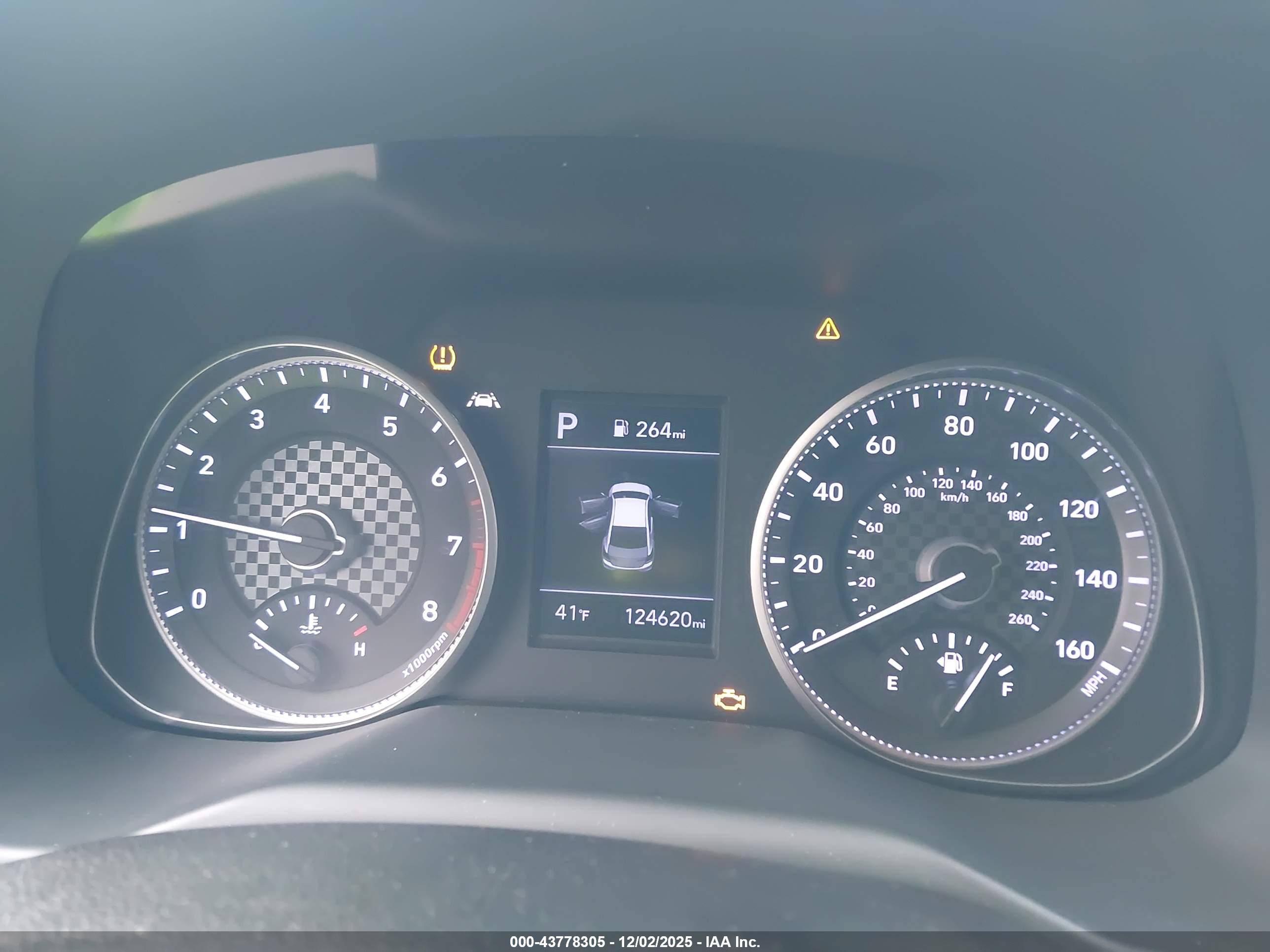 HYUNDAI ELANTRA image 7