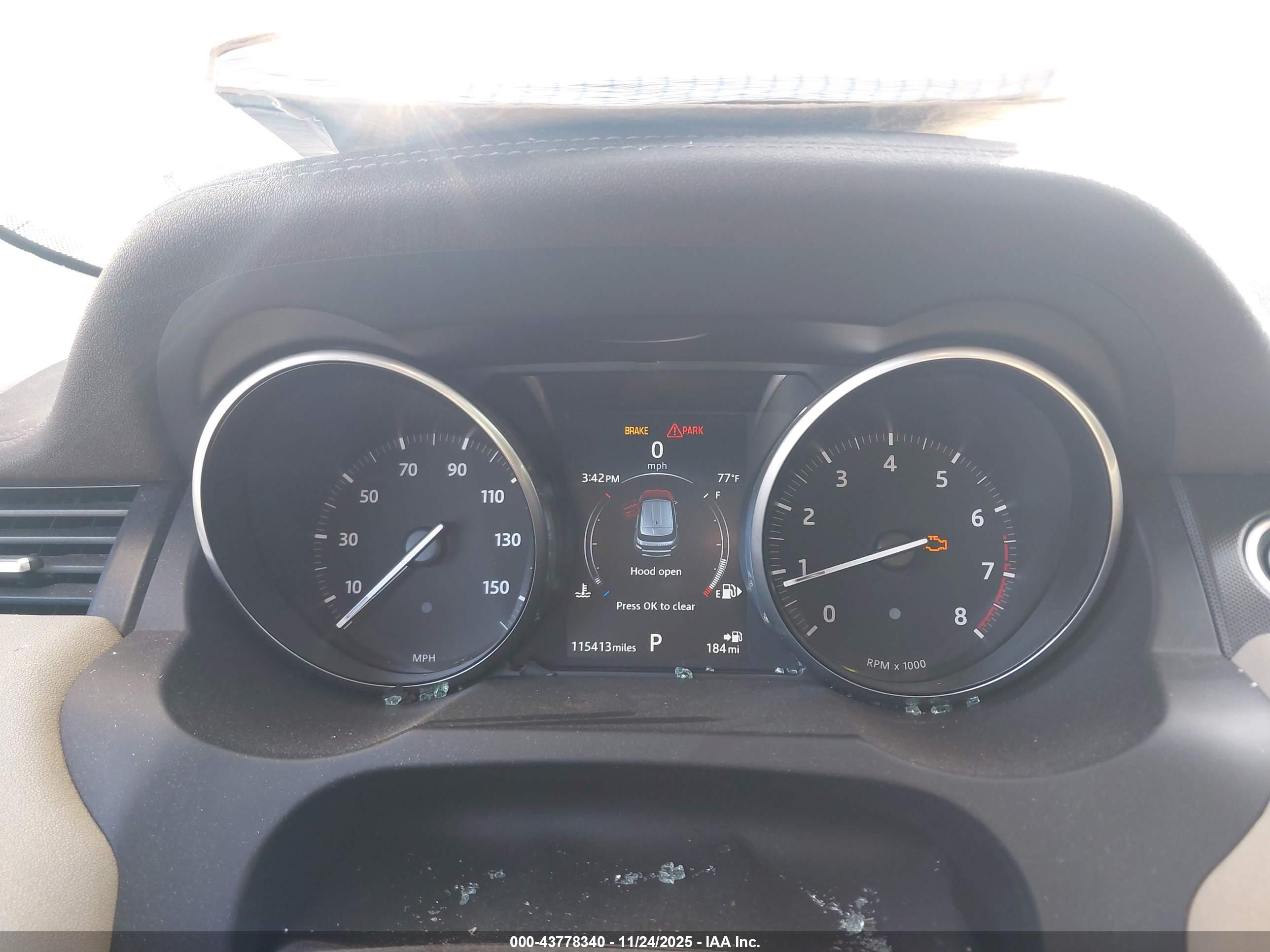 LAND ROVER image 7