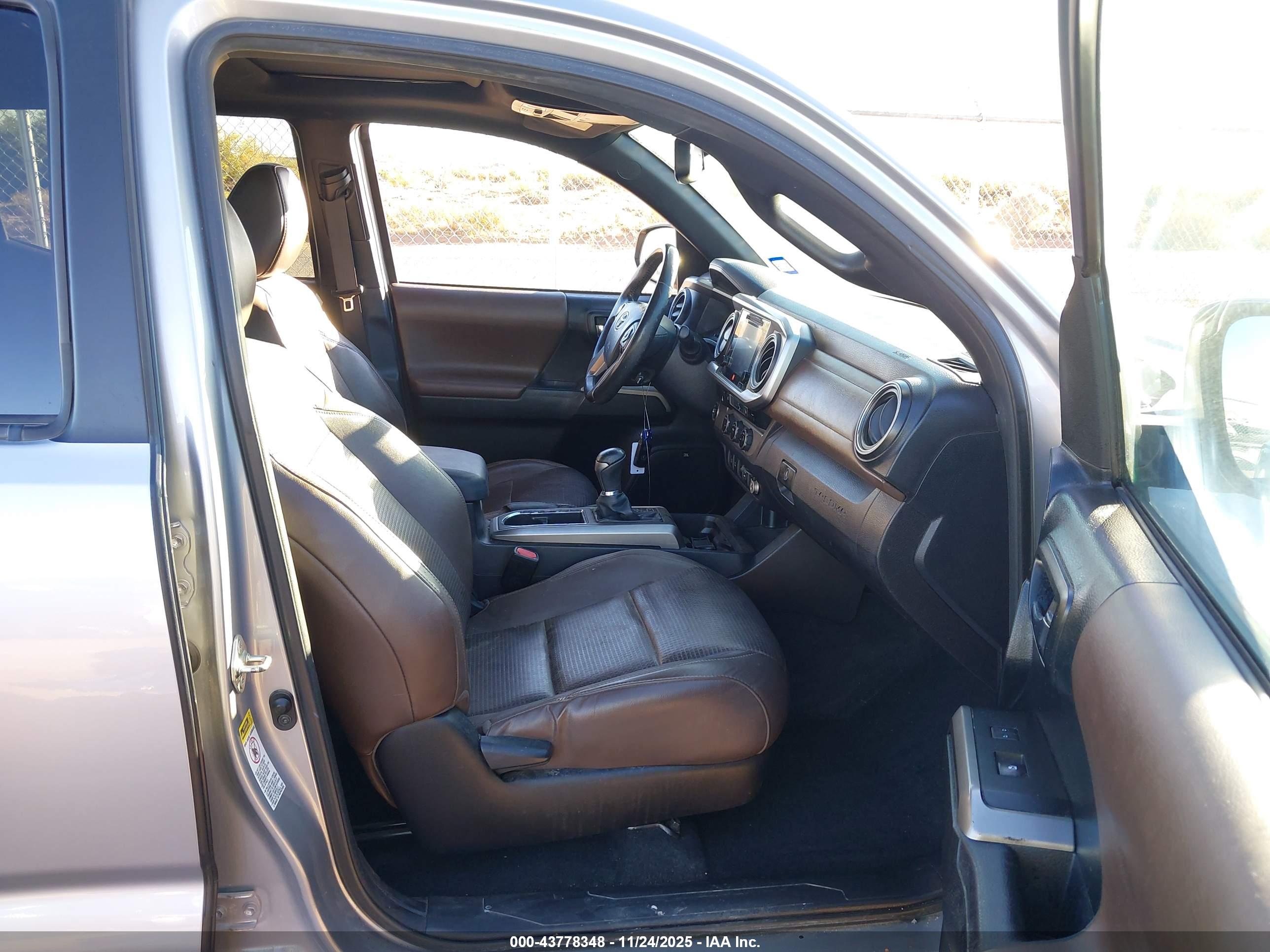 TOYOTA TACOMA image 5