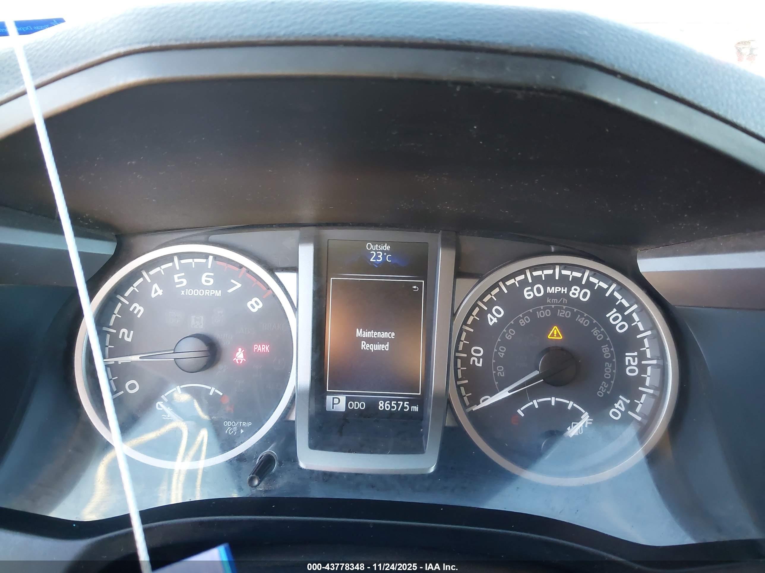 TOYOTA TACOMA image 7