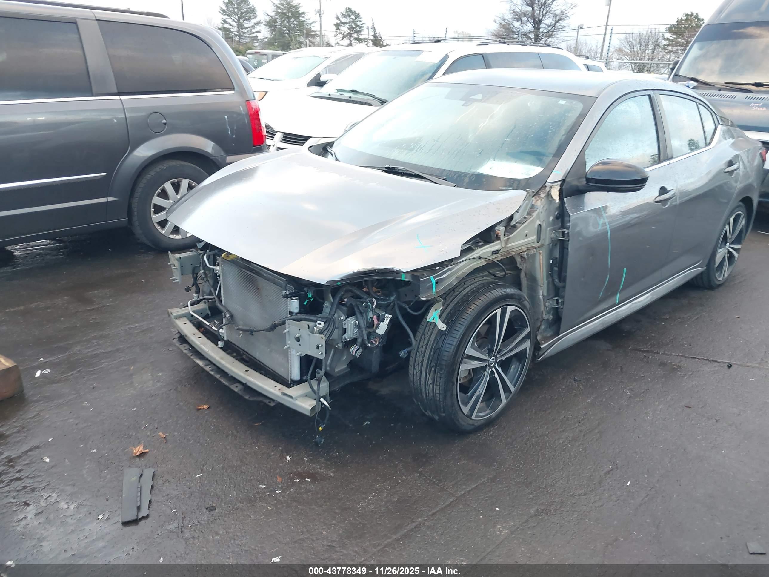 NISSAN SENTRA image 2