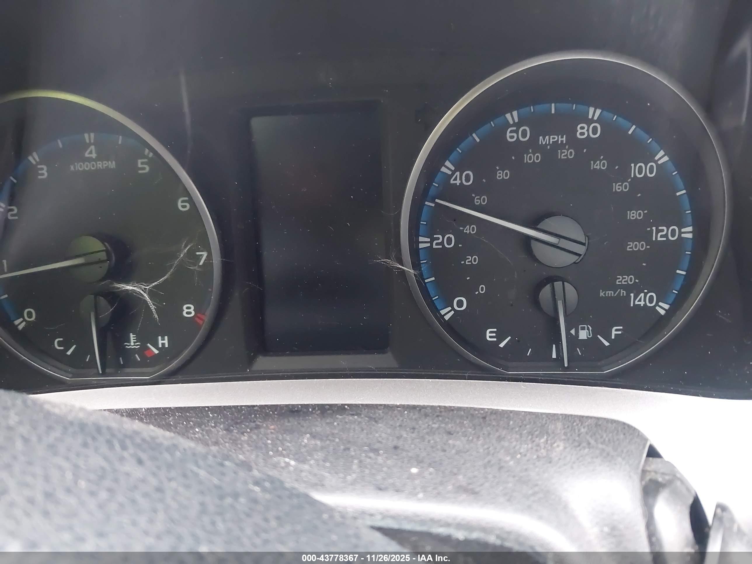 TOYOTA RAV4 image 7