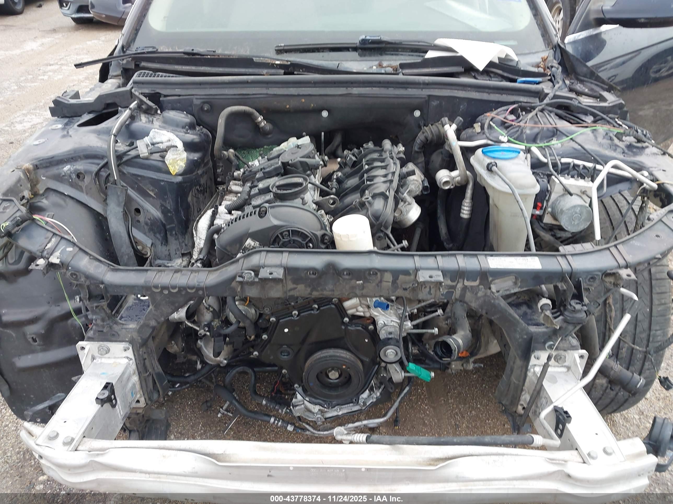 AUDI A4 image 10