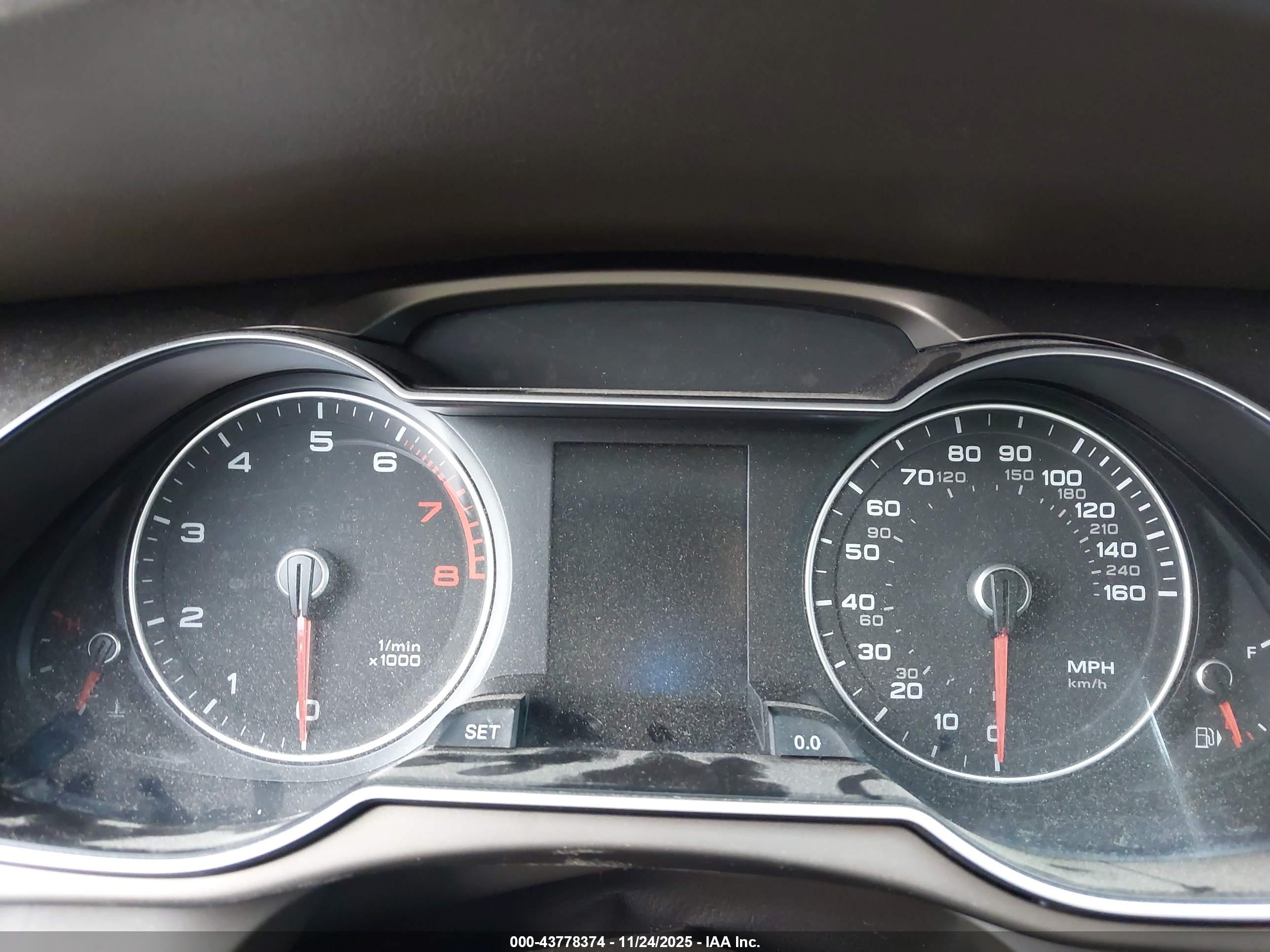 AUDI A4 image 7