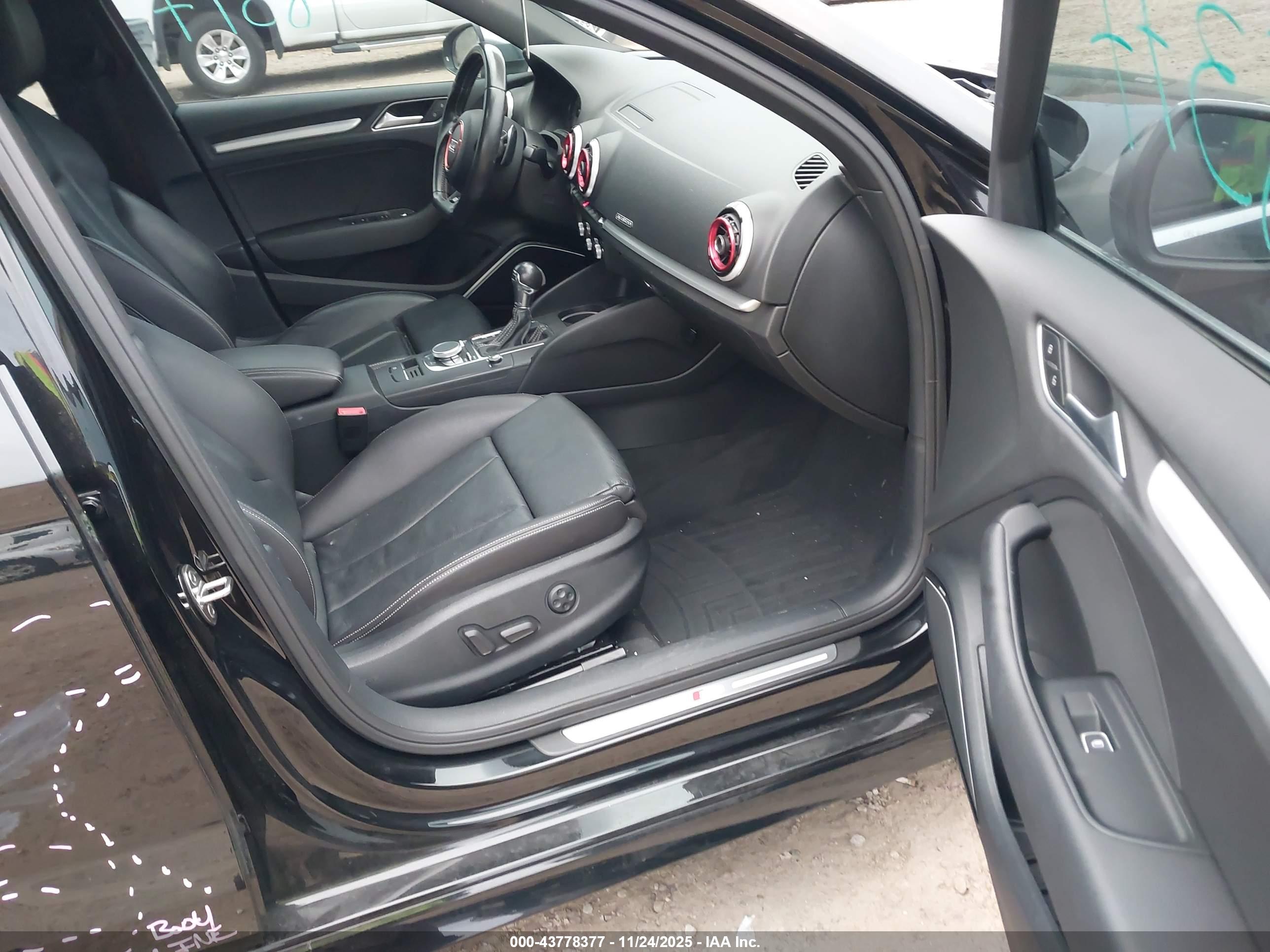 AUDI S3 image 5