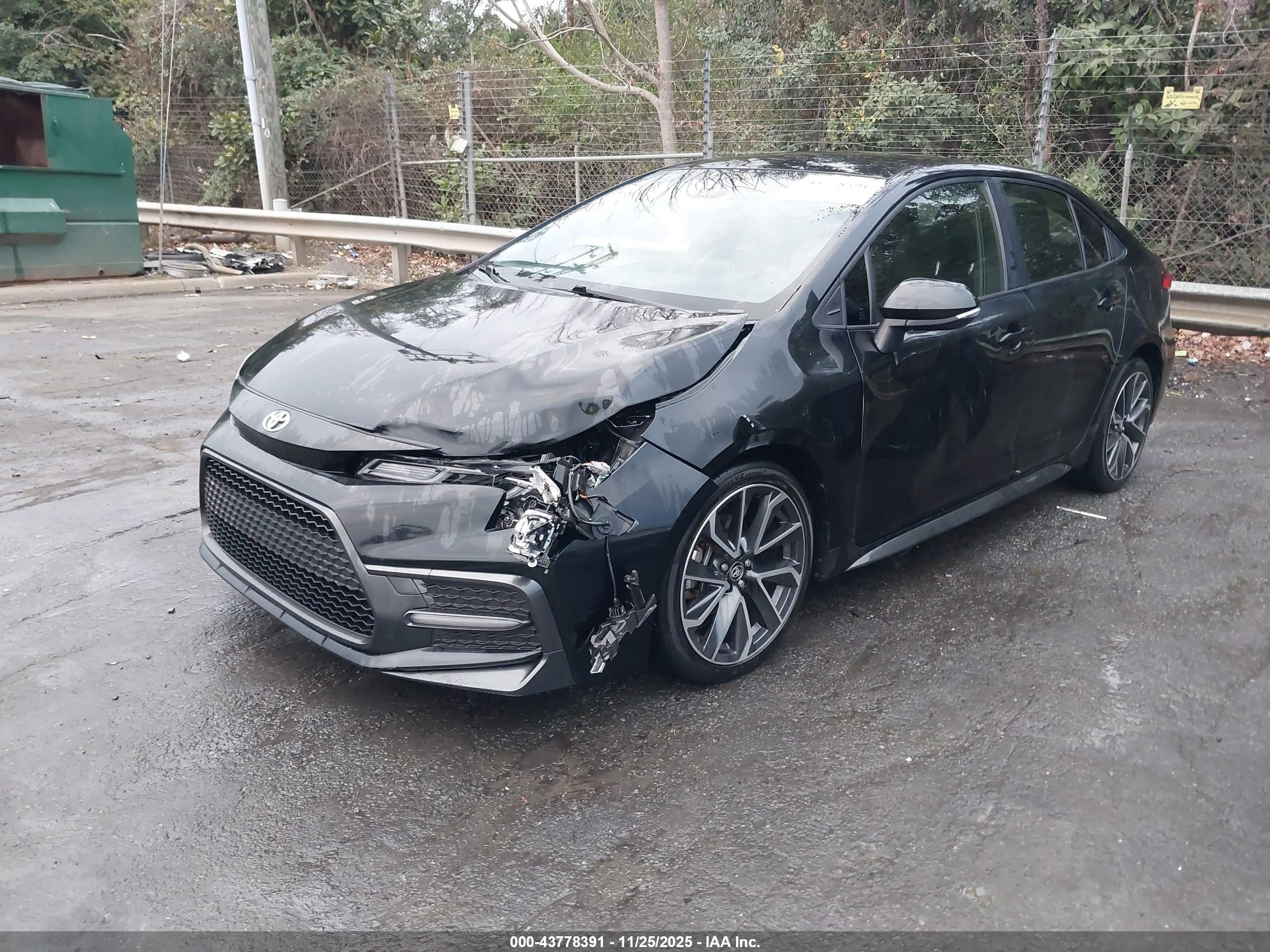 TOYOTA COROLLA image 2