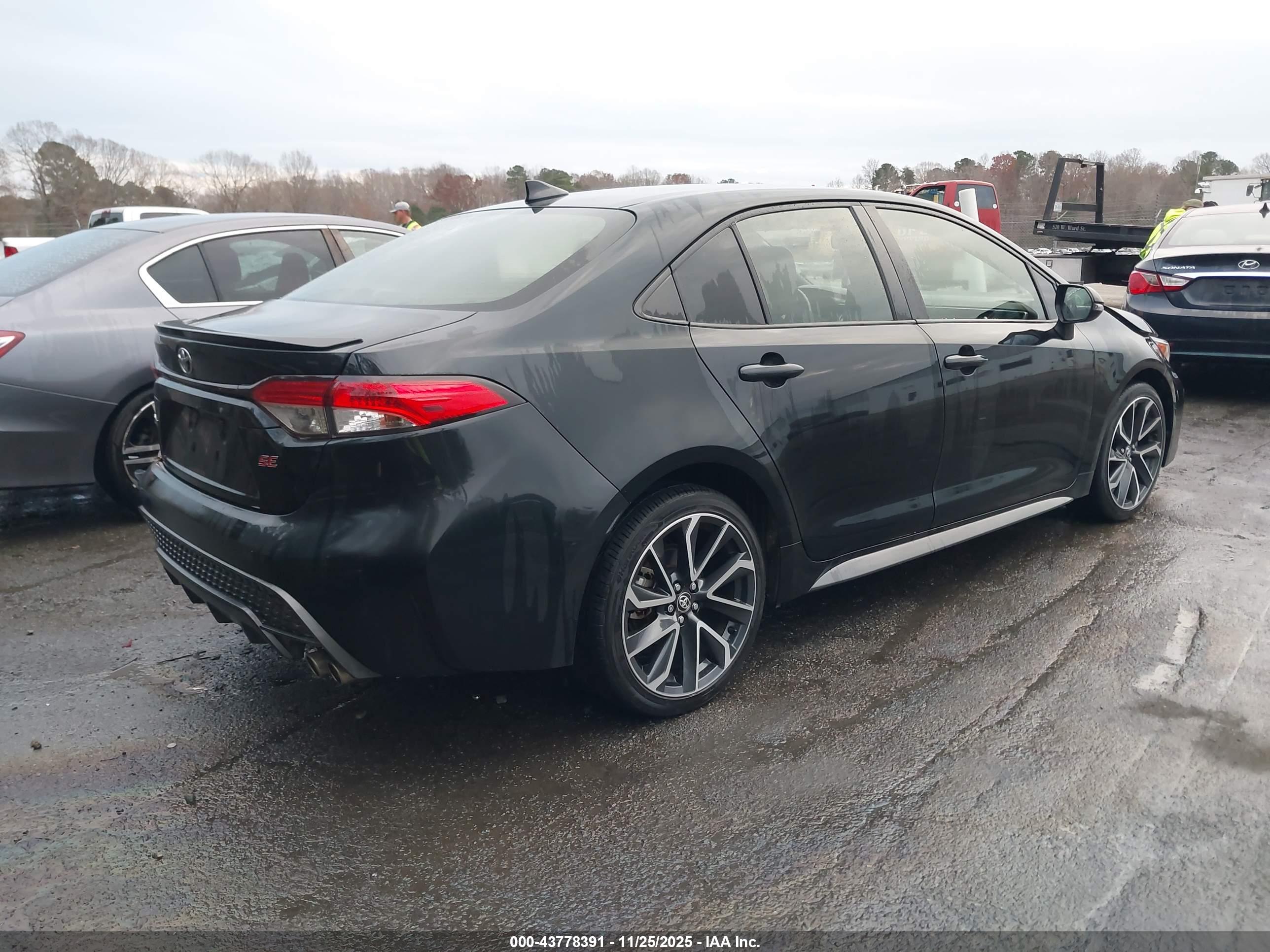 TOYOTA COROLLA image 4