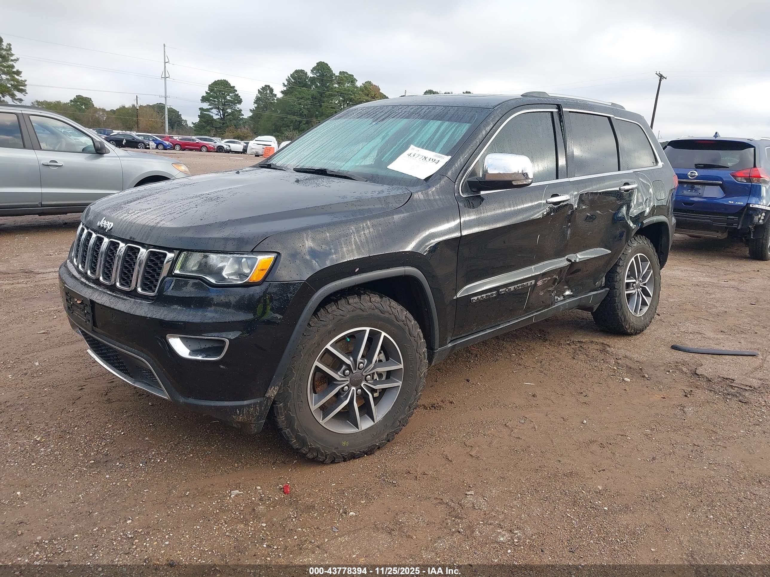 JEEP GRAND image 2