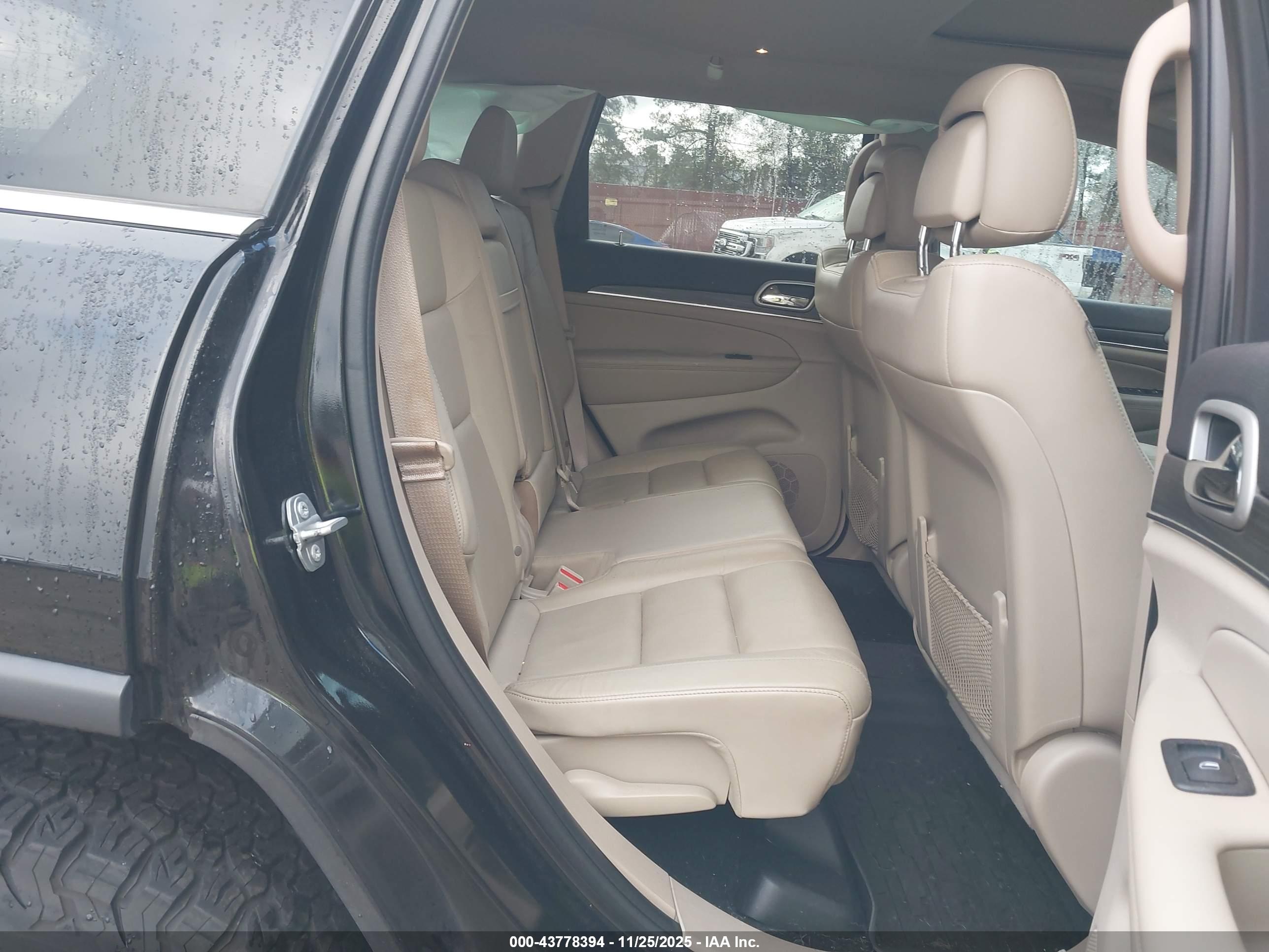 JEEP GRAND image 8