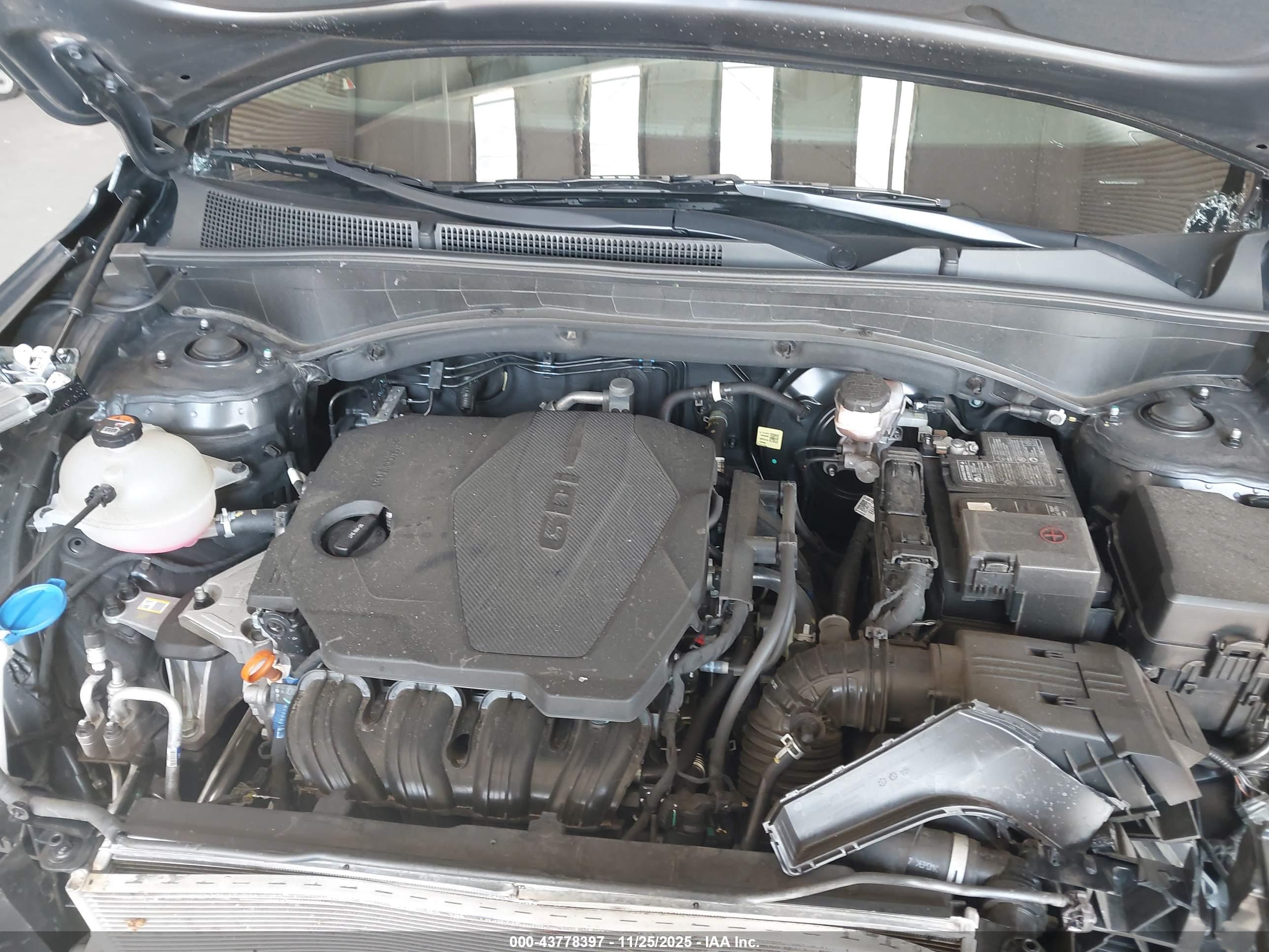 HYUNDAI SANTA image 10