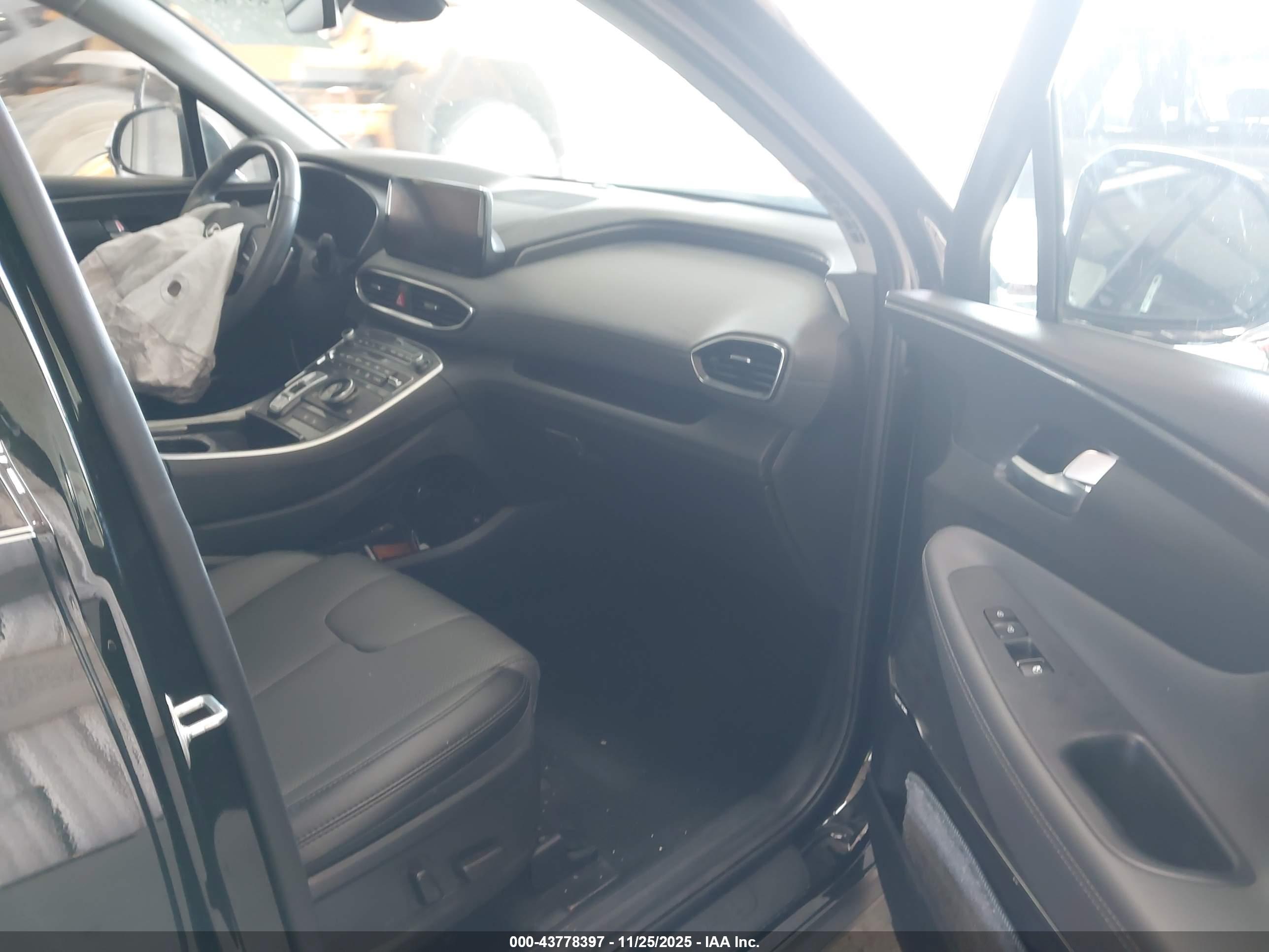 HYUNDAI SANTA image 5