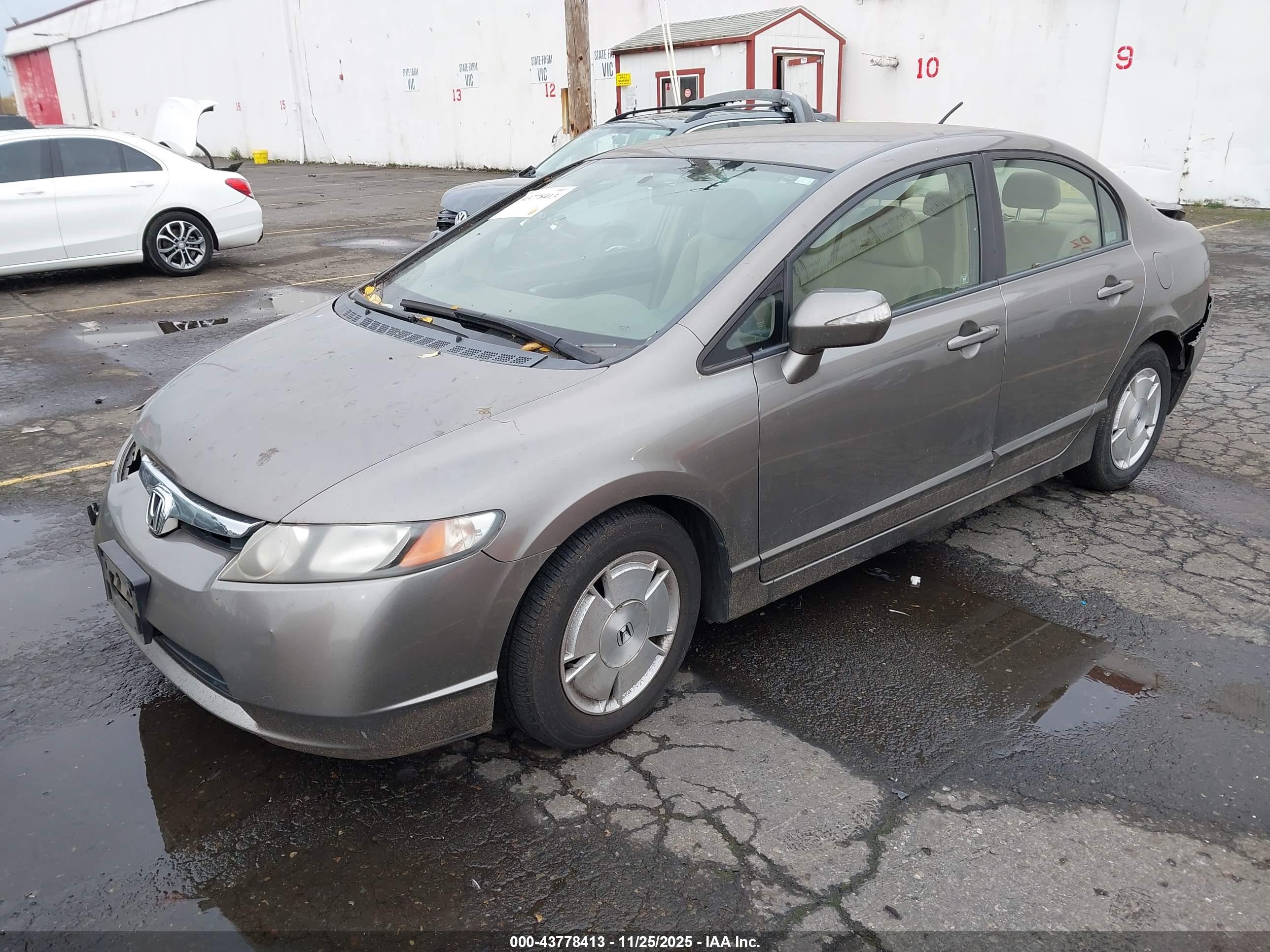 HONDA CIVIC image 2