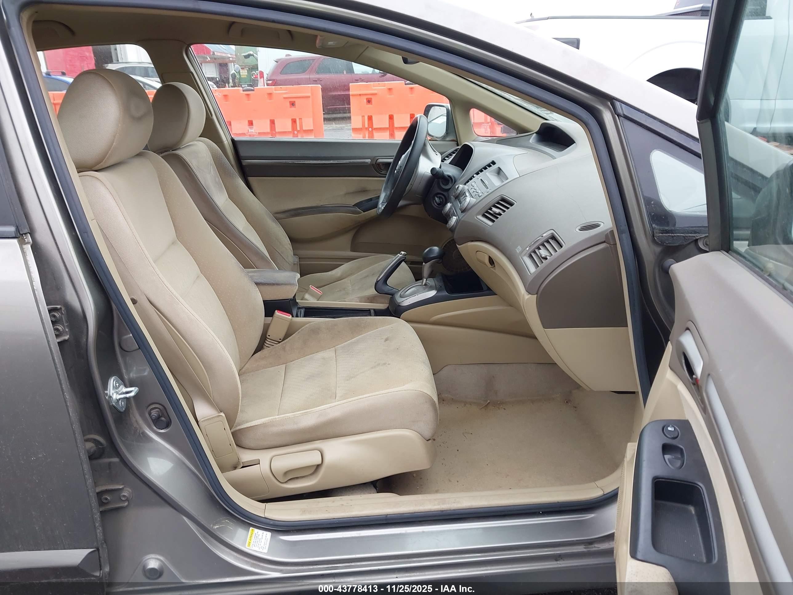 HONDA CIVIC image 5