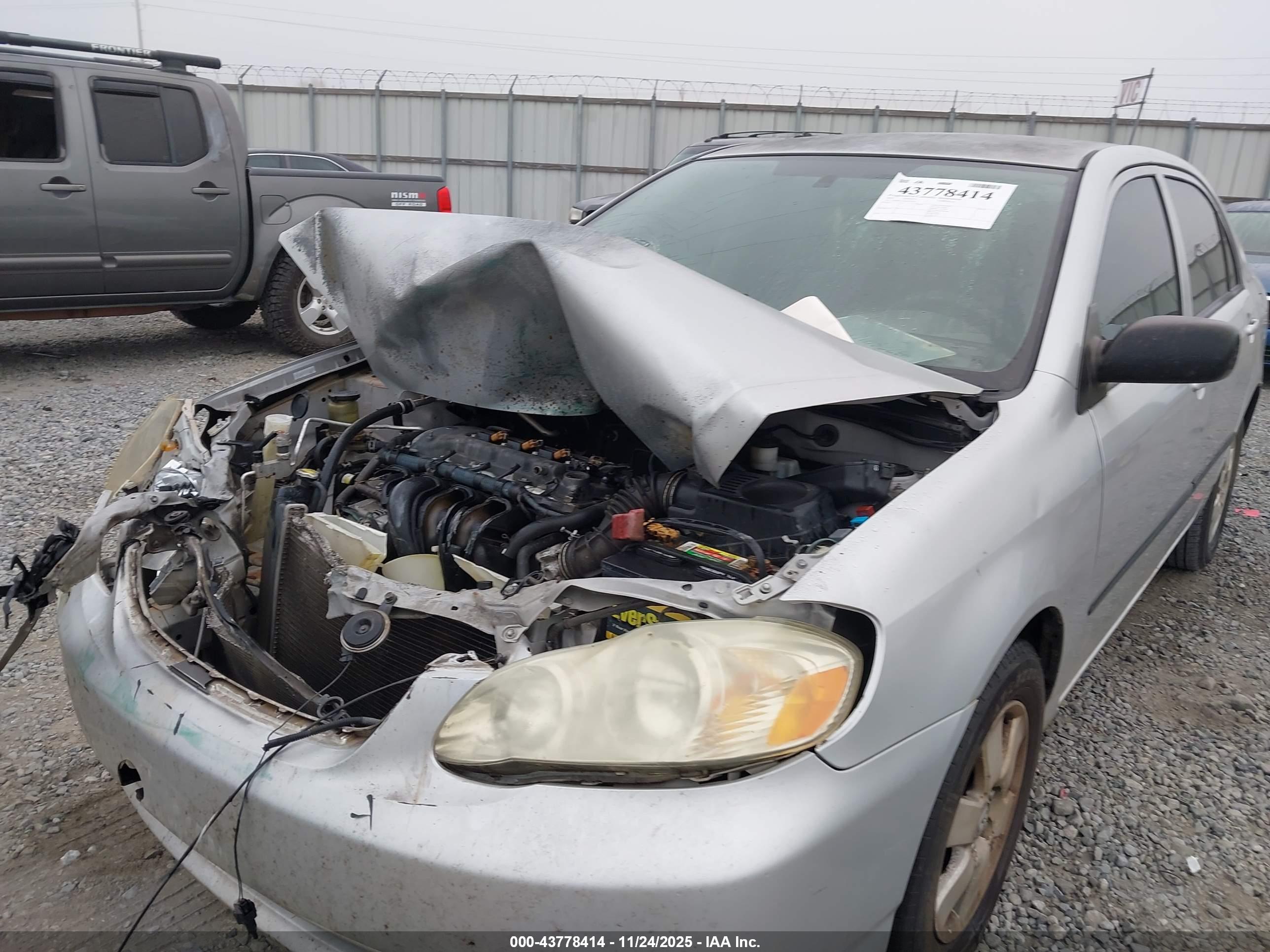 TOYOTA COROLLA image 6