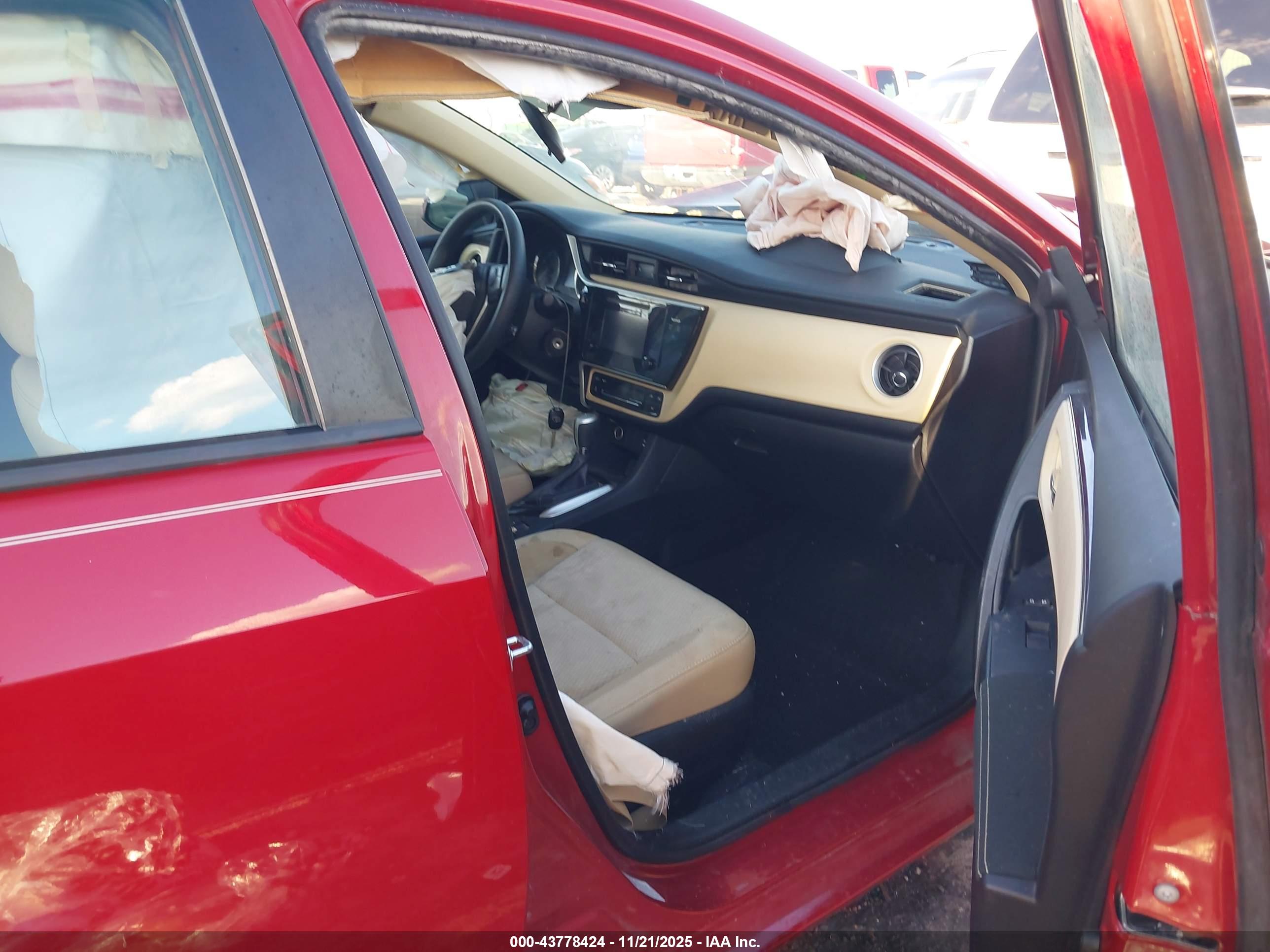 TOYOTA COROLLA image 5