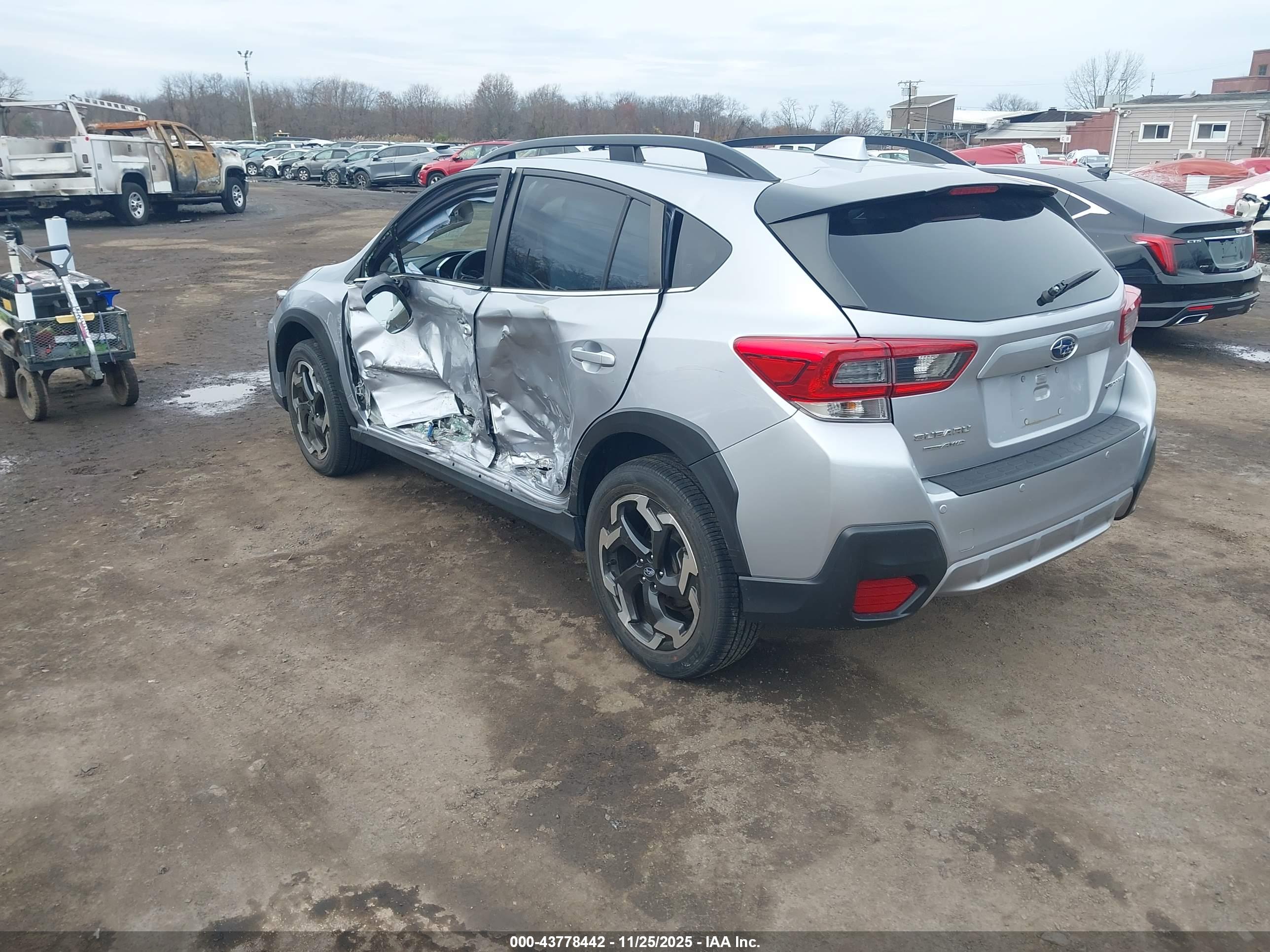 SUBARU CROSSTREK image 3