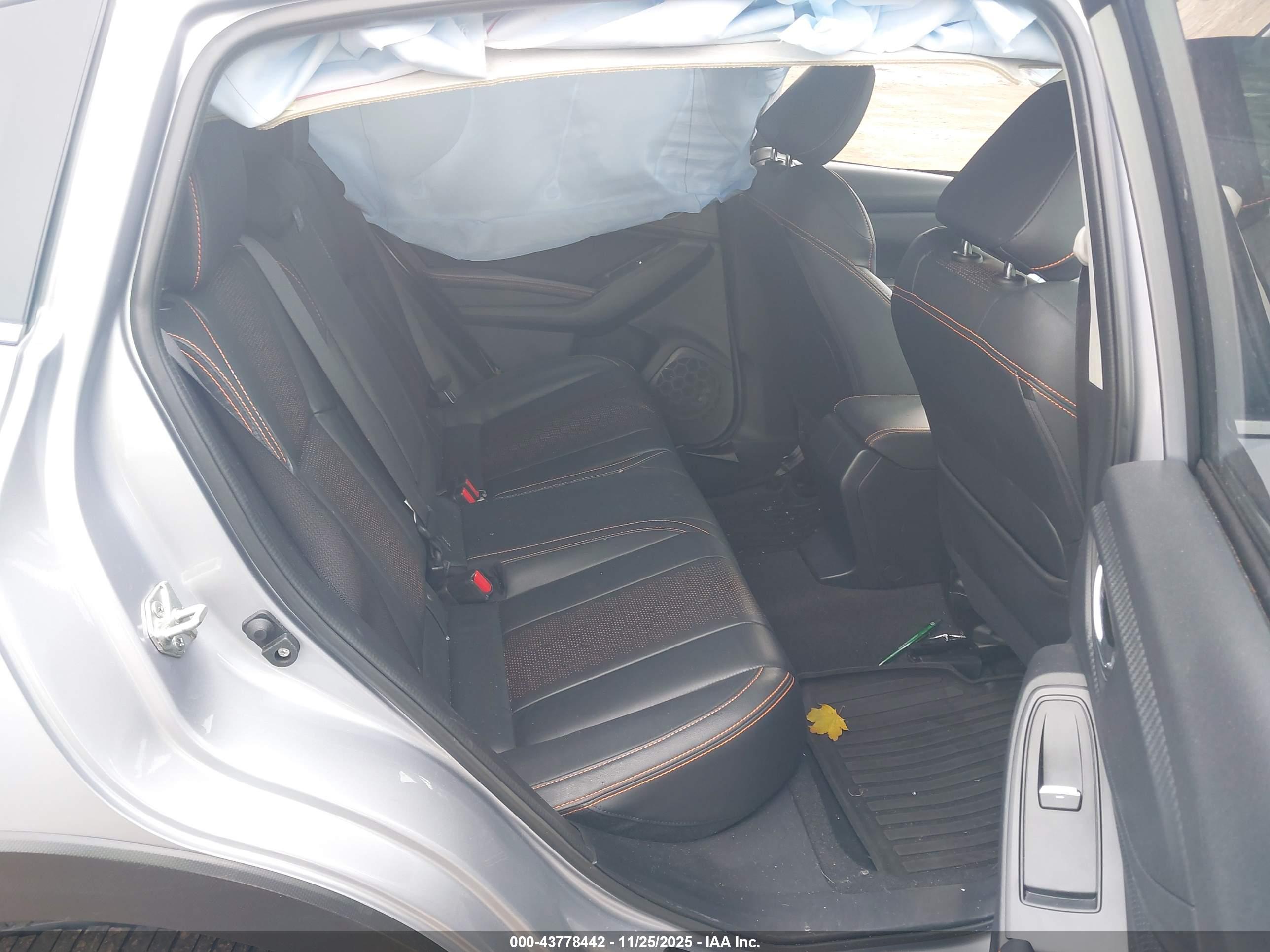 SUBARU CROSSTREK image 8