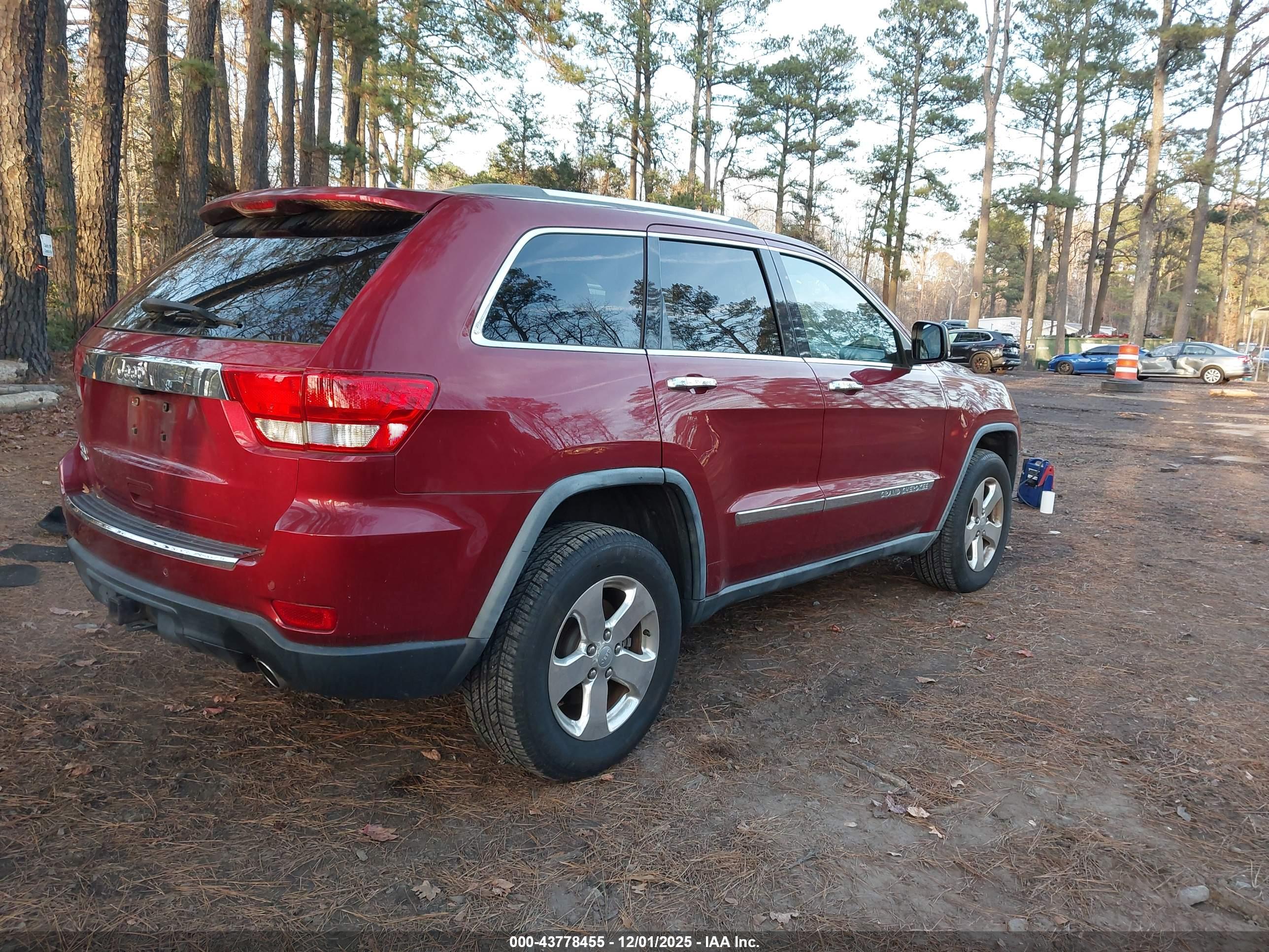 JEEP GRAND image 4