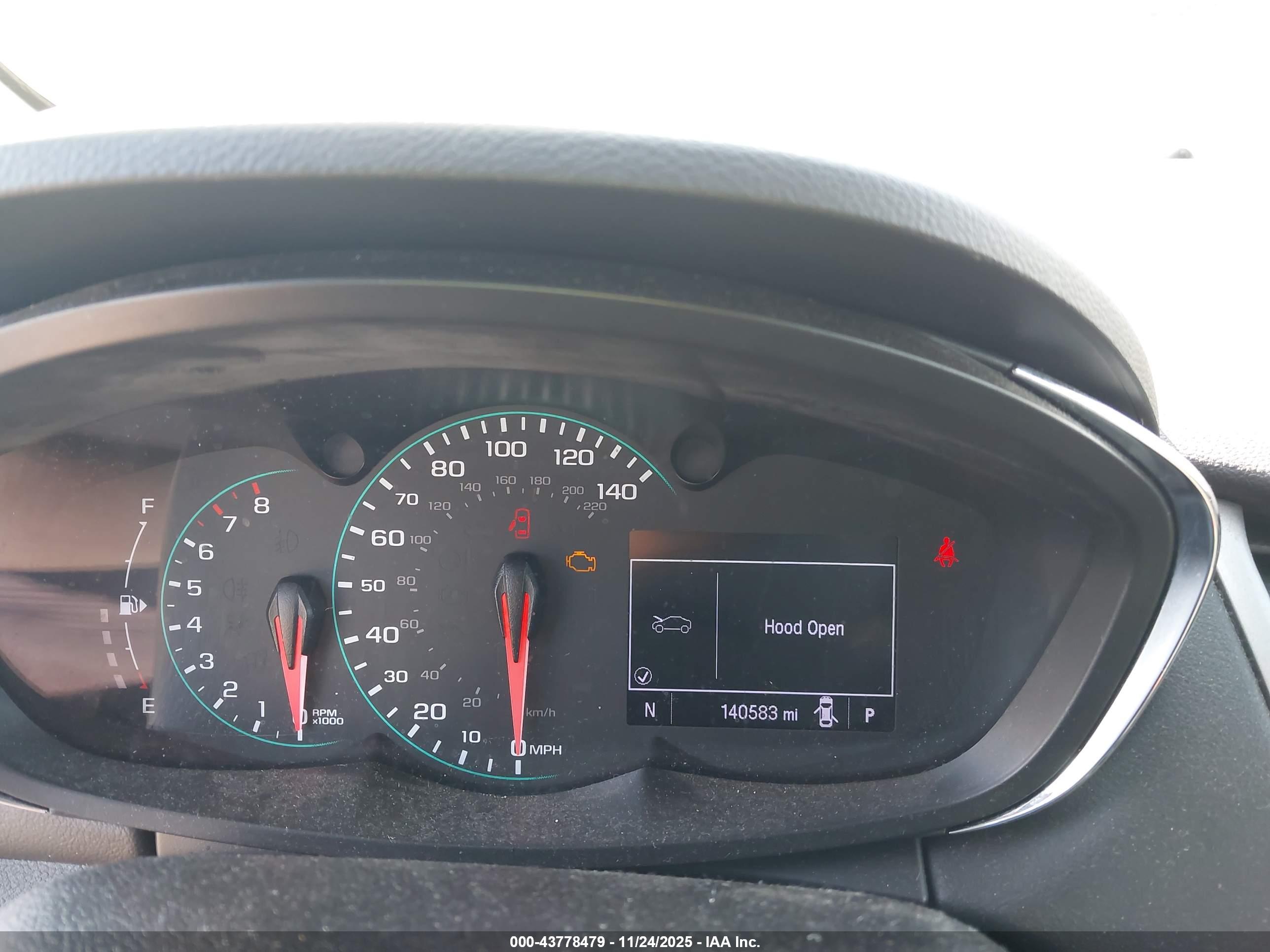 CHEVROLET TRAX image 7