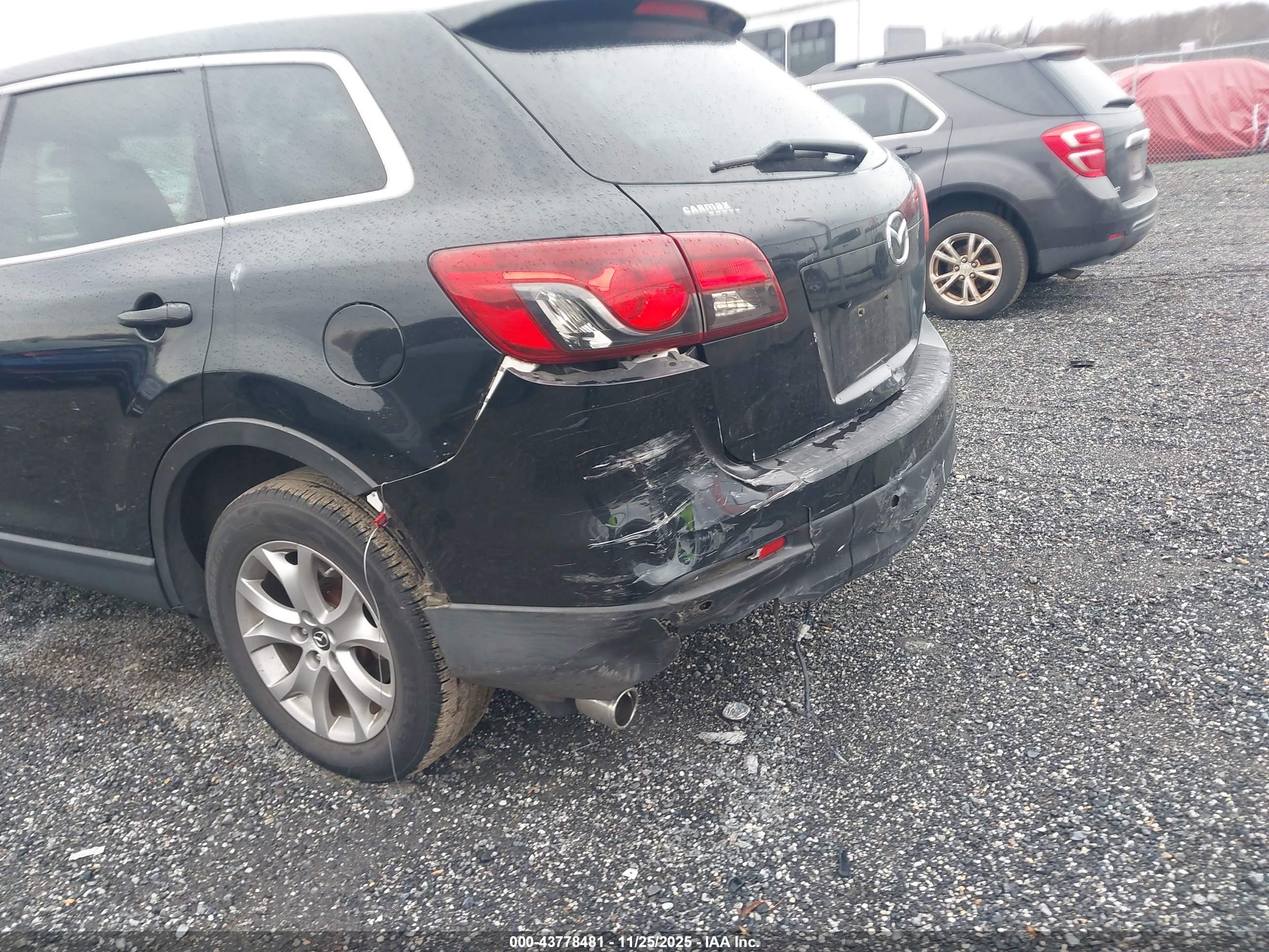 MAZDA CX-9 image 6