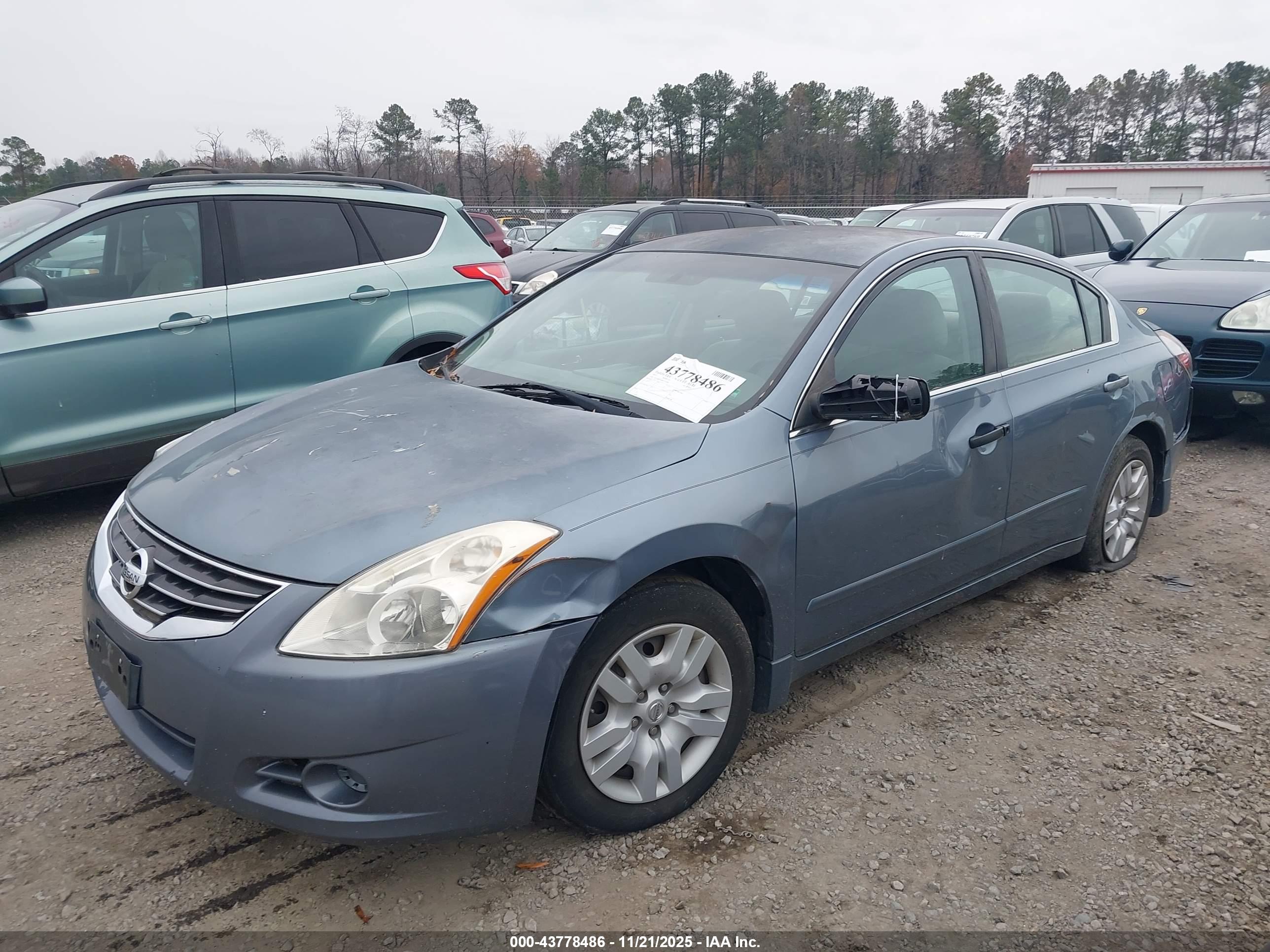NISSAN ALTIMA image 2