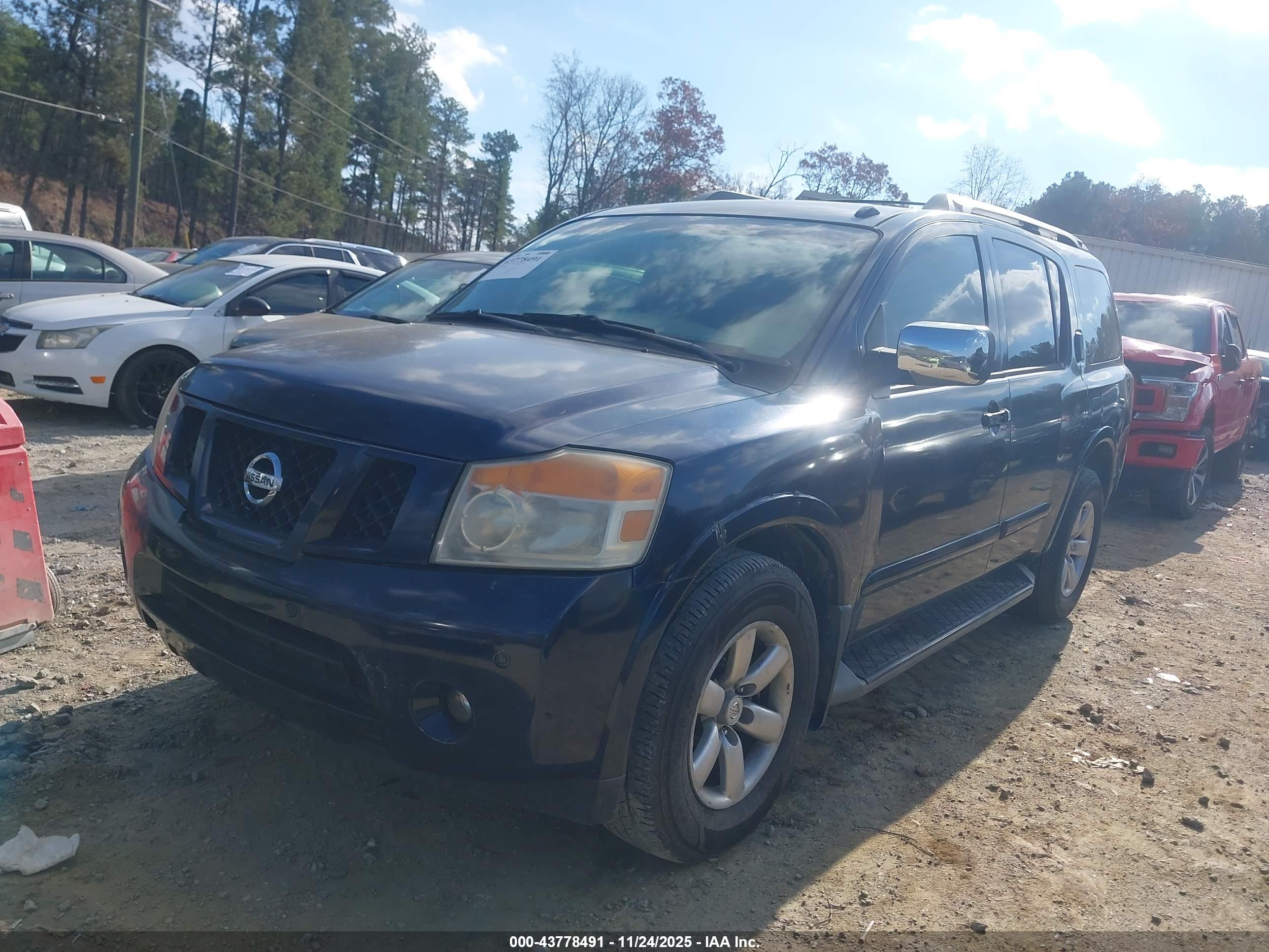 NISSAN ARMADA image 2
