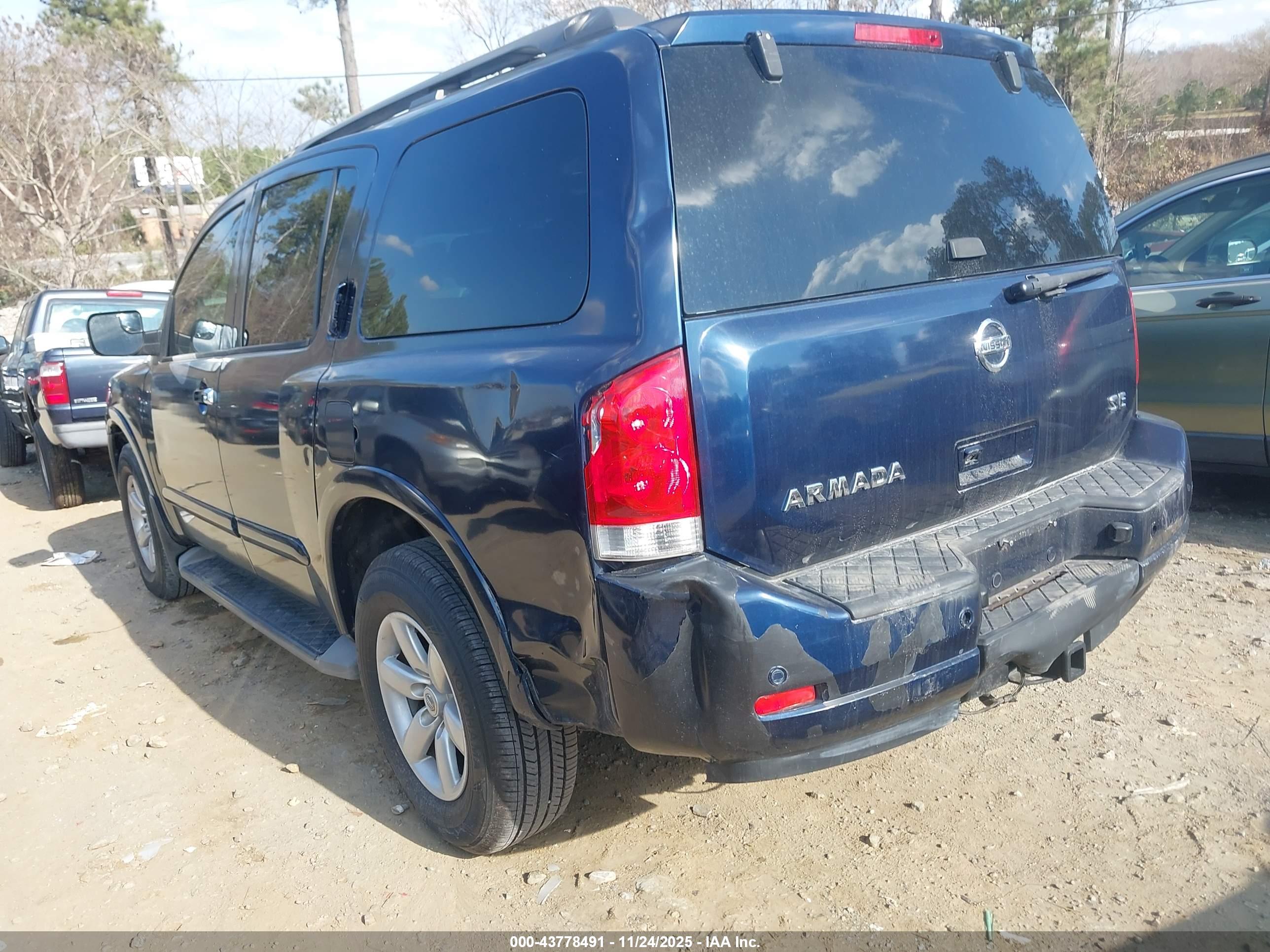 NISSAN ARMADA image 3