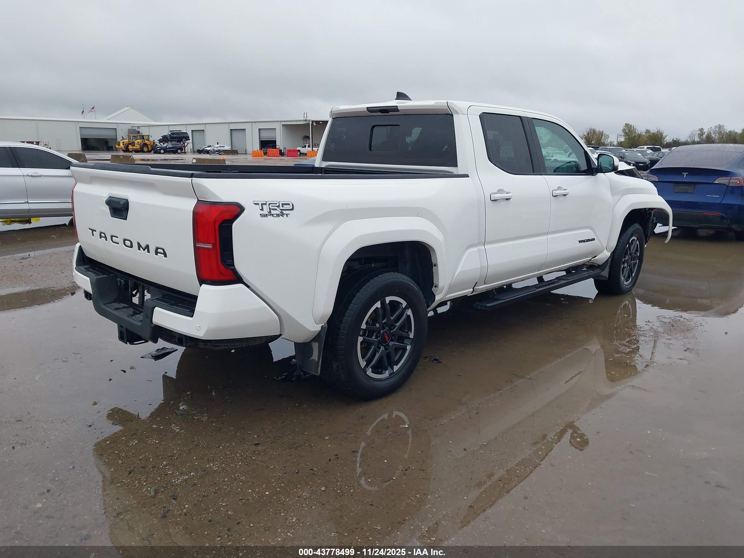 TOYOTA TACOMA image 4