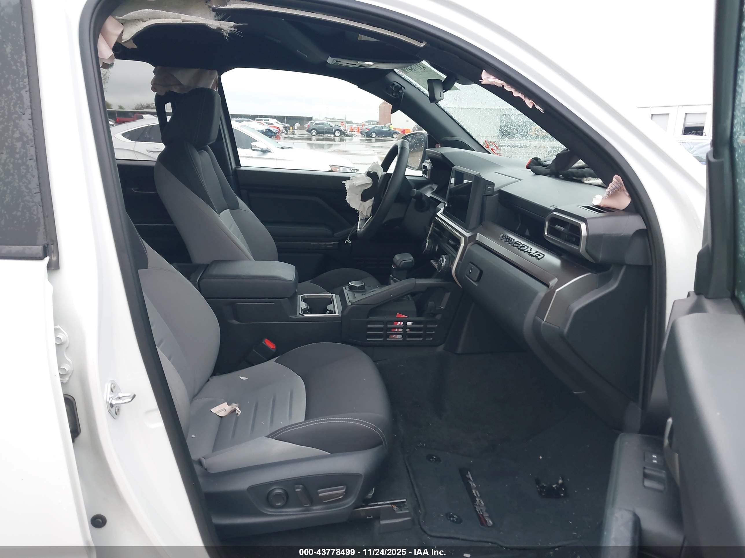 TOYOTA TACOMA image 5