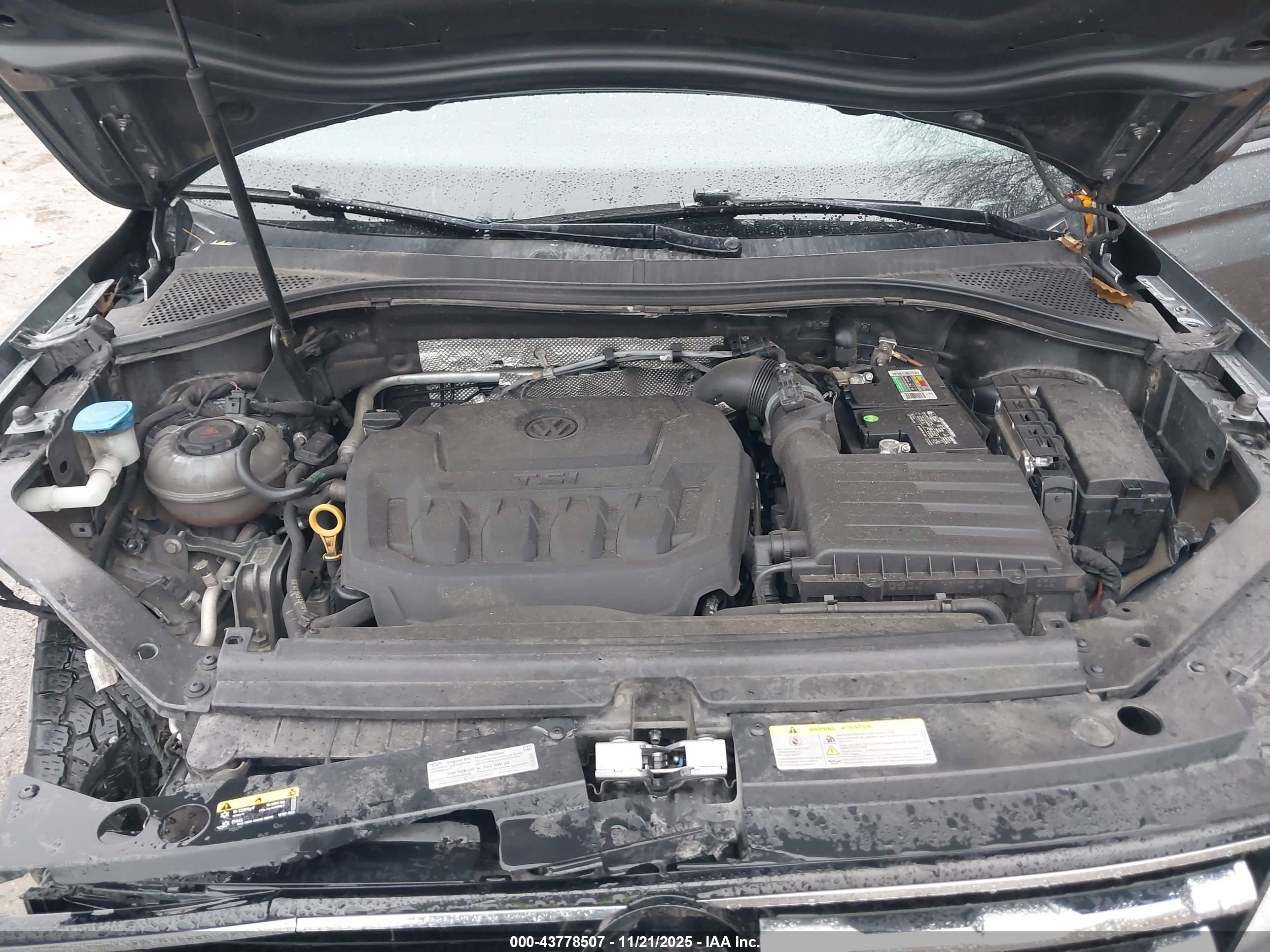 VOLKSWAGEN TIGUAN image 10