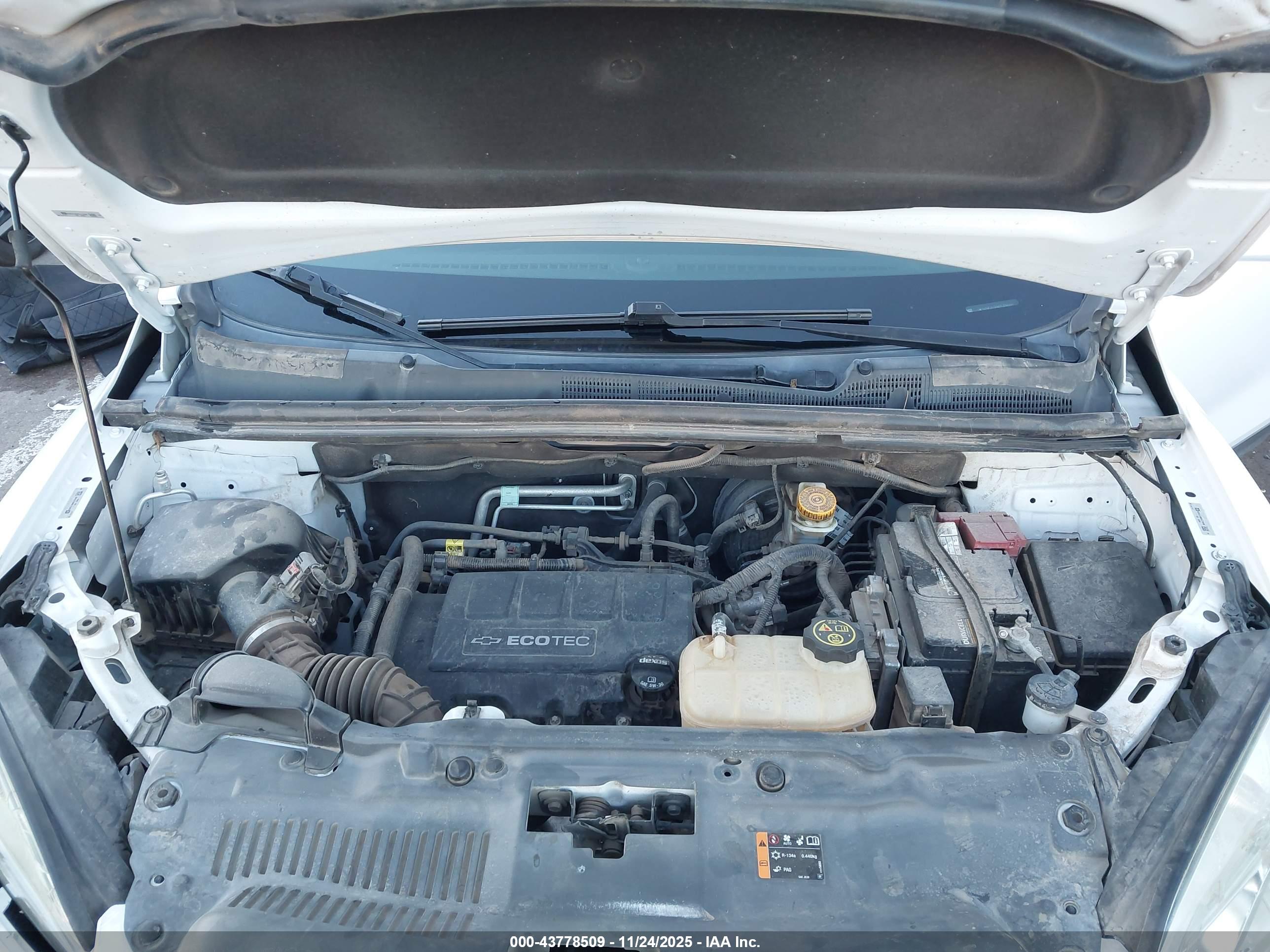 CHEVROLET TRAX image 10