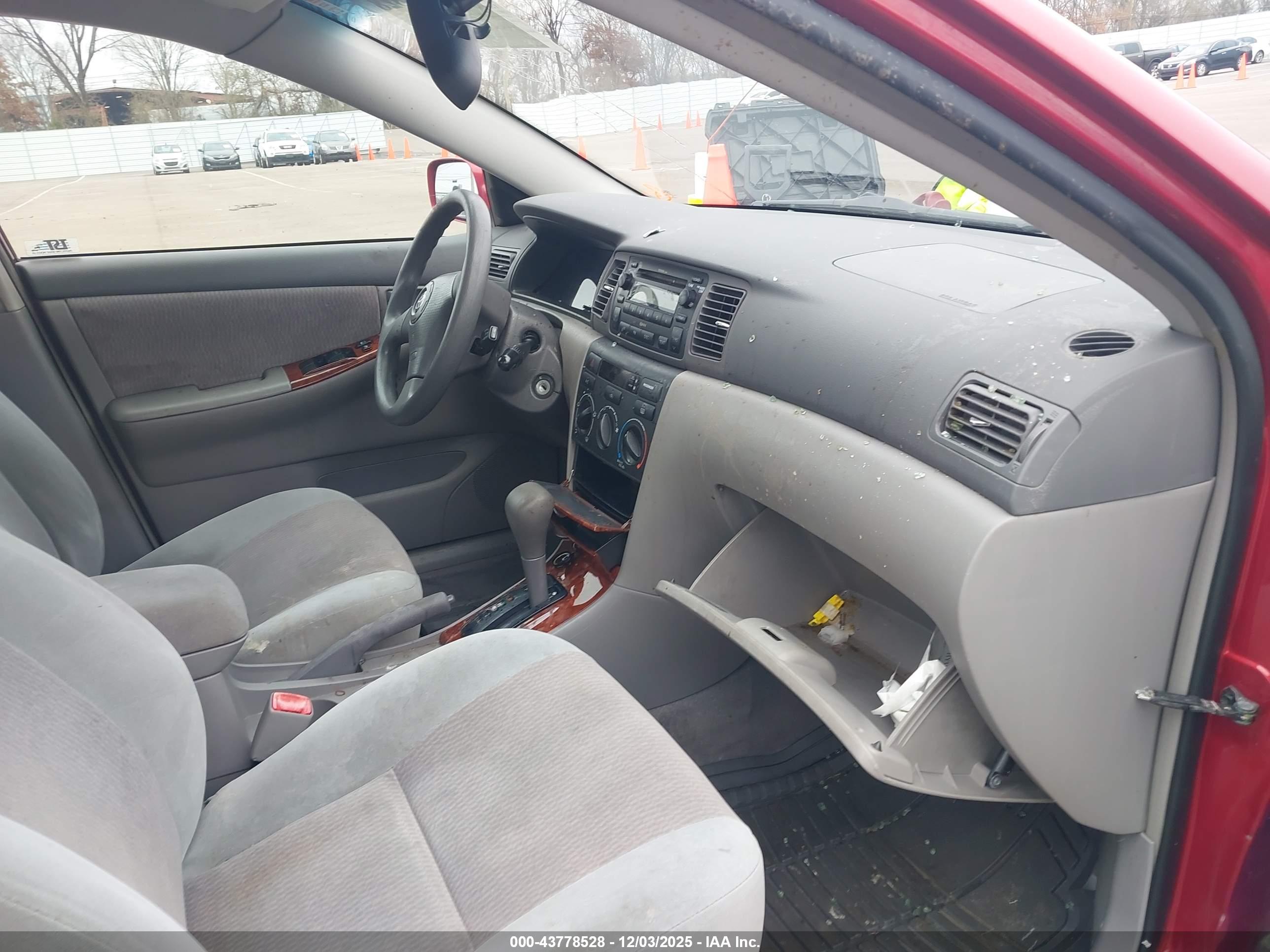TOYOTA COROLLA image 5