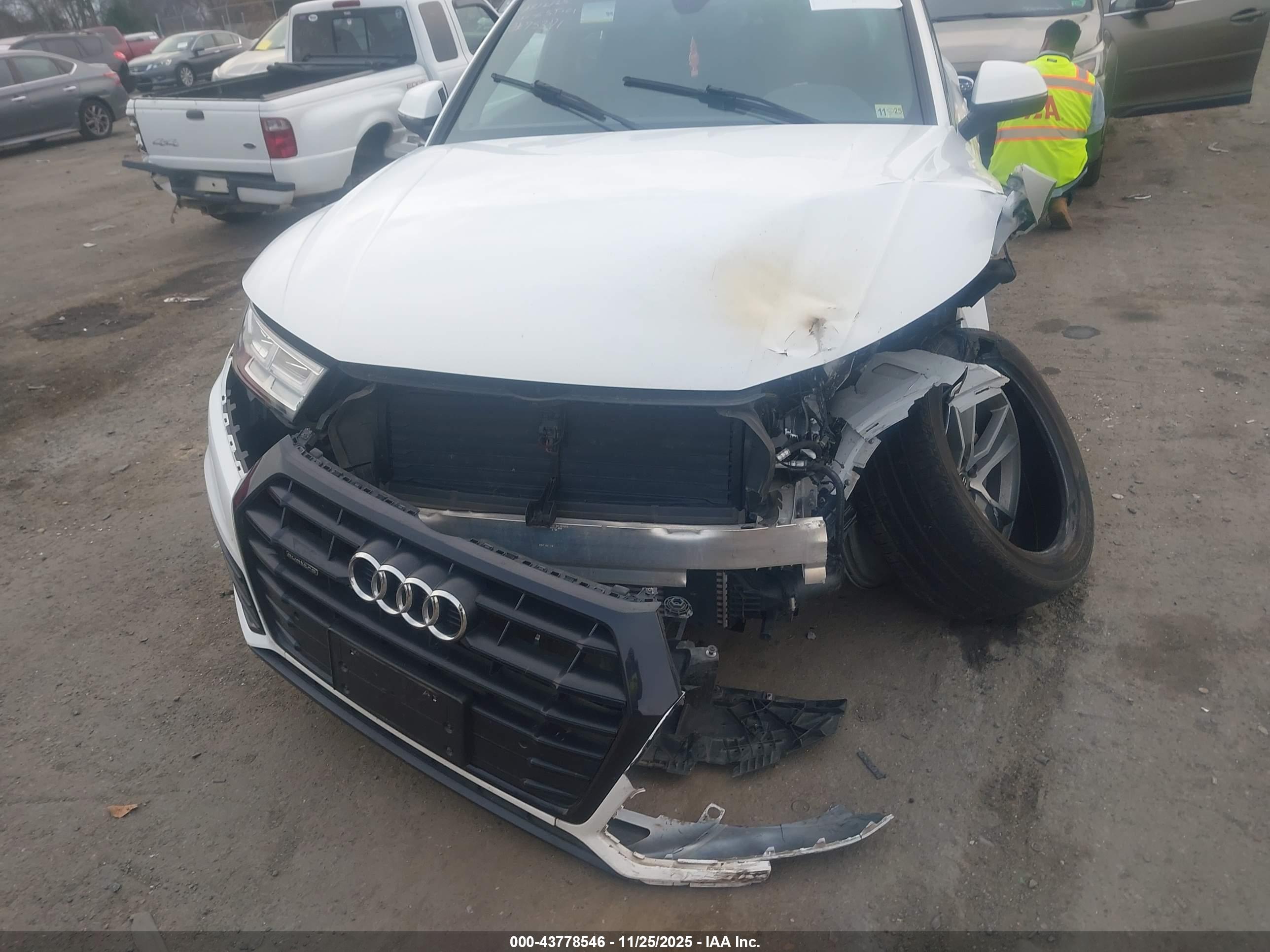 AUDI Q5 image 6
