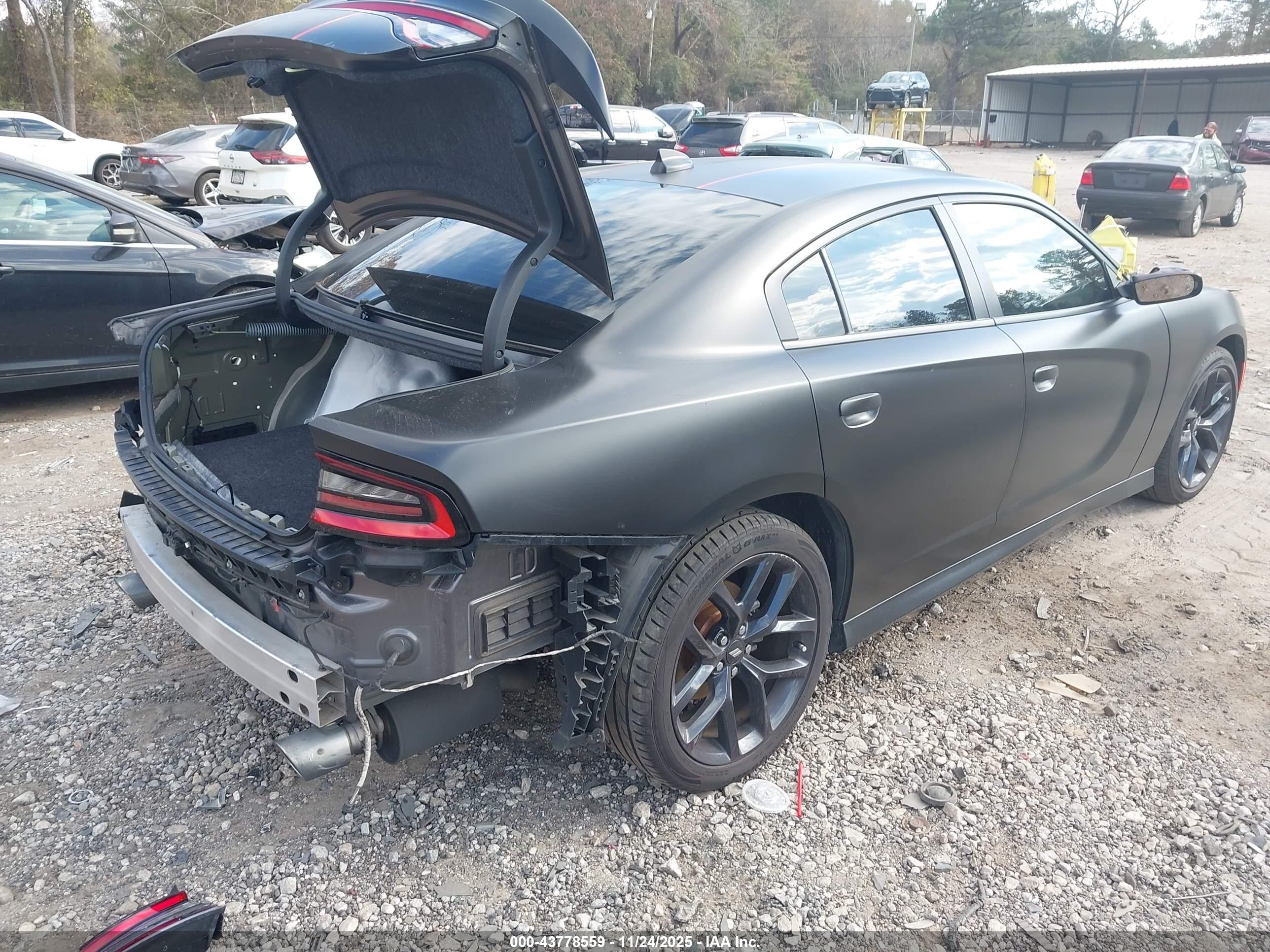 DODGE CHARGER image 4