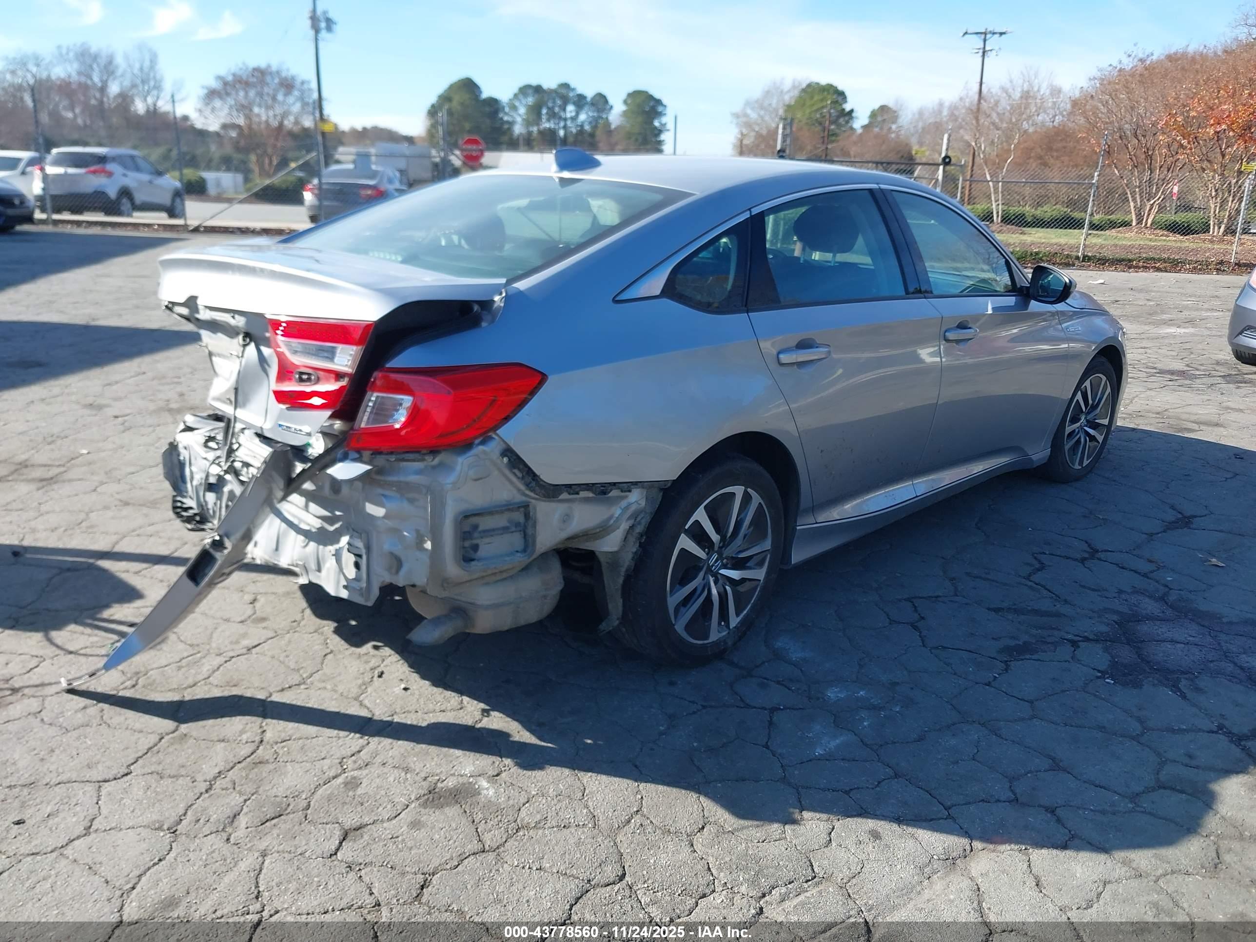 HONDA ACCORD image 4