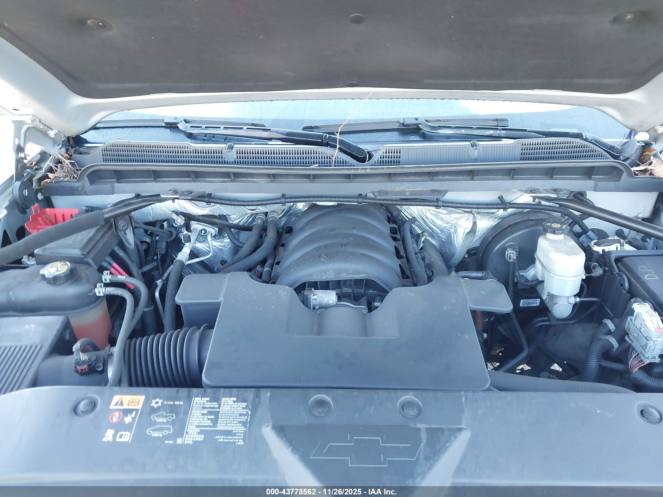 CHEVROLET SILVERADO image 10