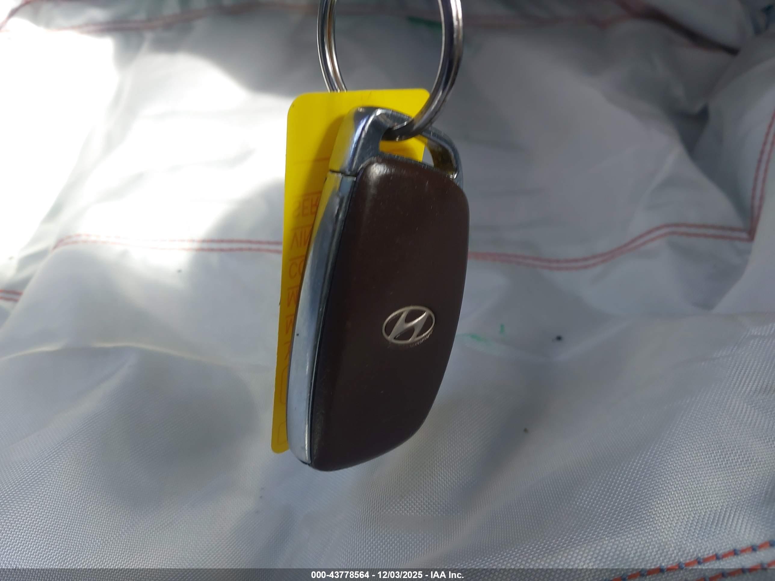 HYUNDAI SONATA image 11