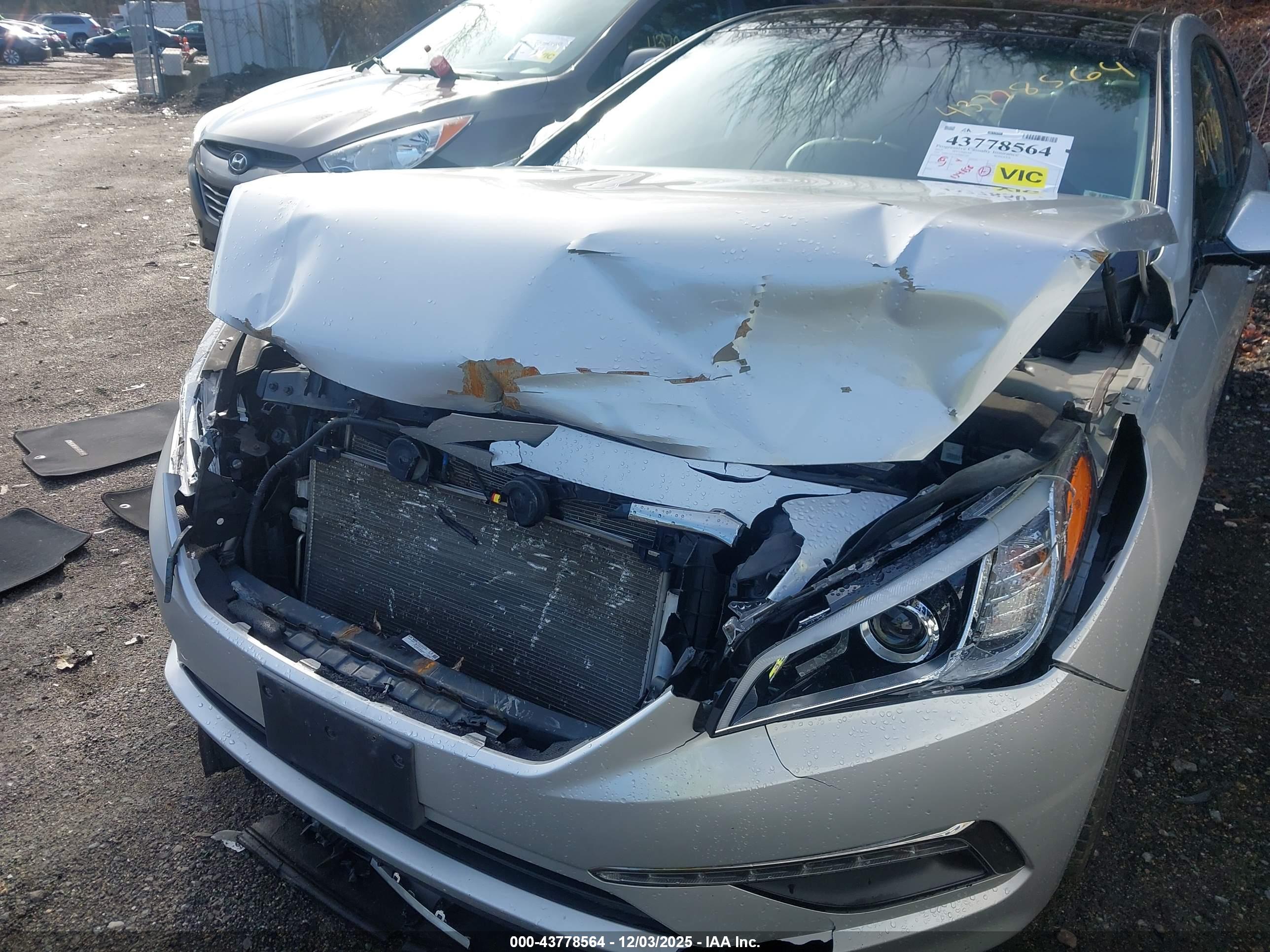 HYUNDAI SONATA image 6