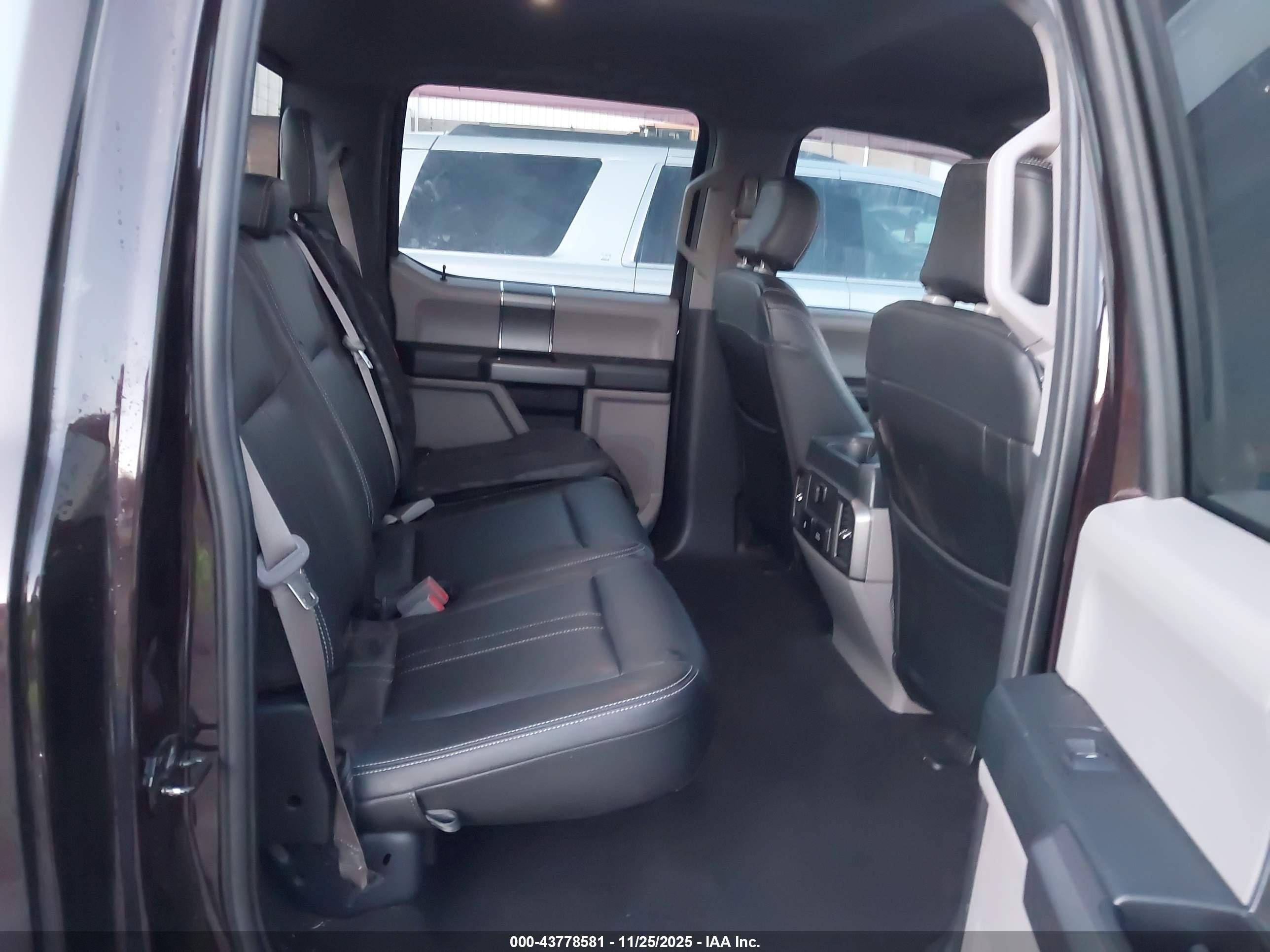 FORD F-150 image 8