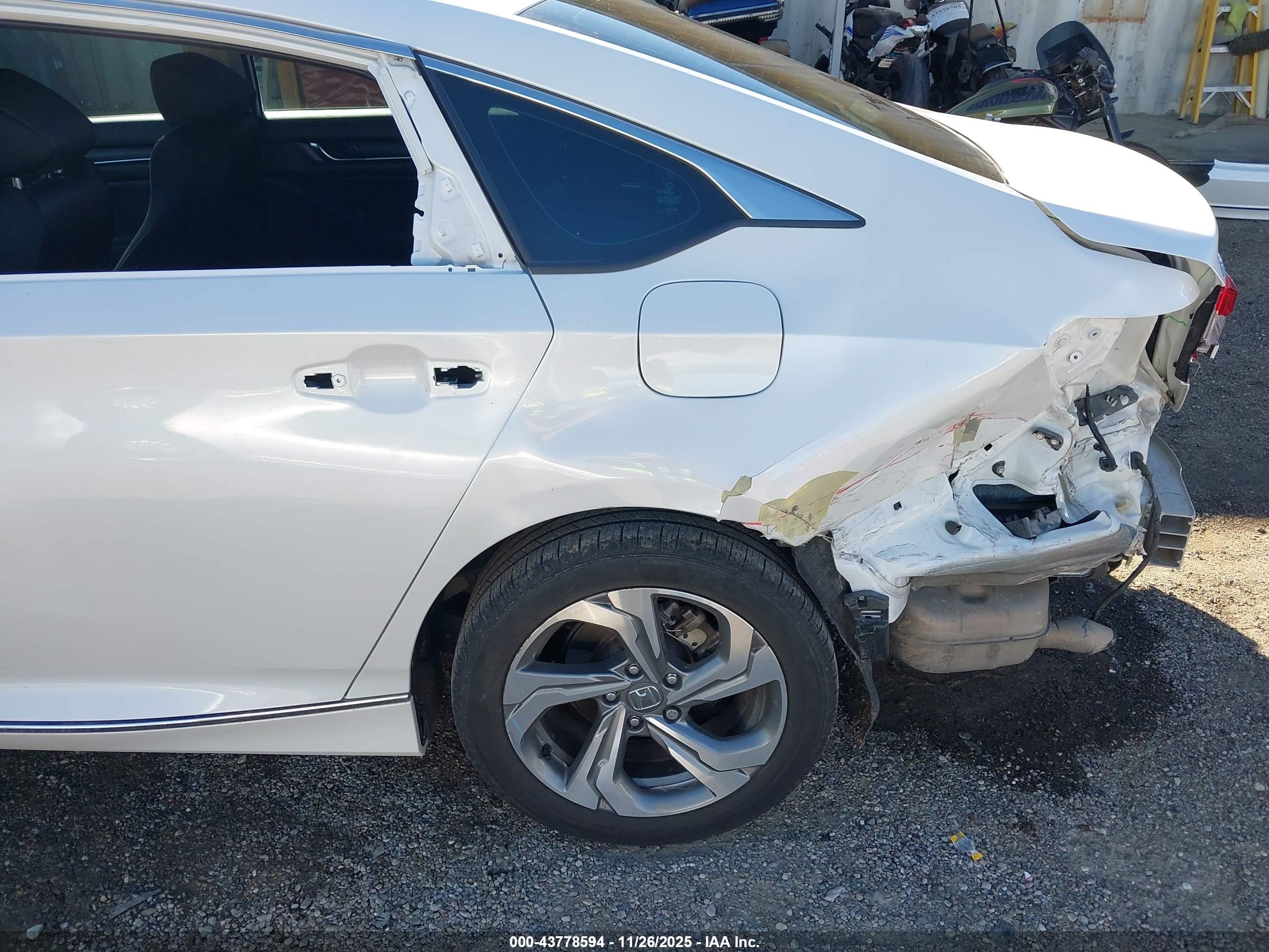 HONDA ACCORD image 6