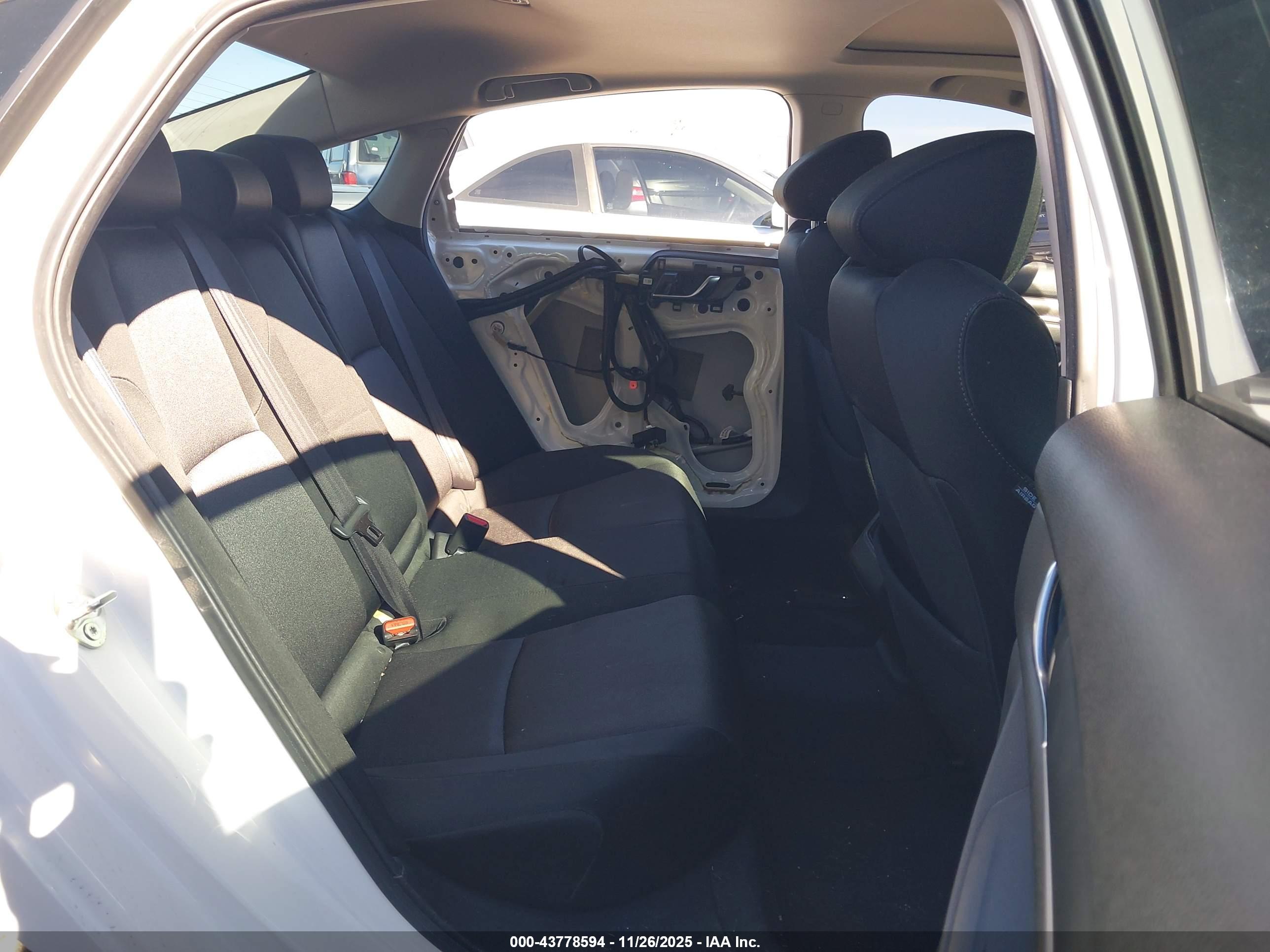 HONDA ACCORD image 8
