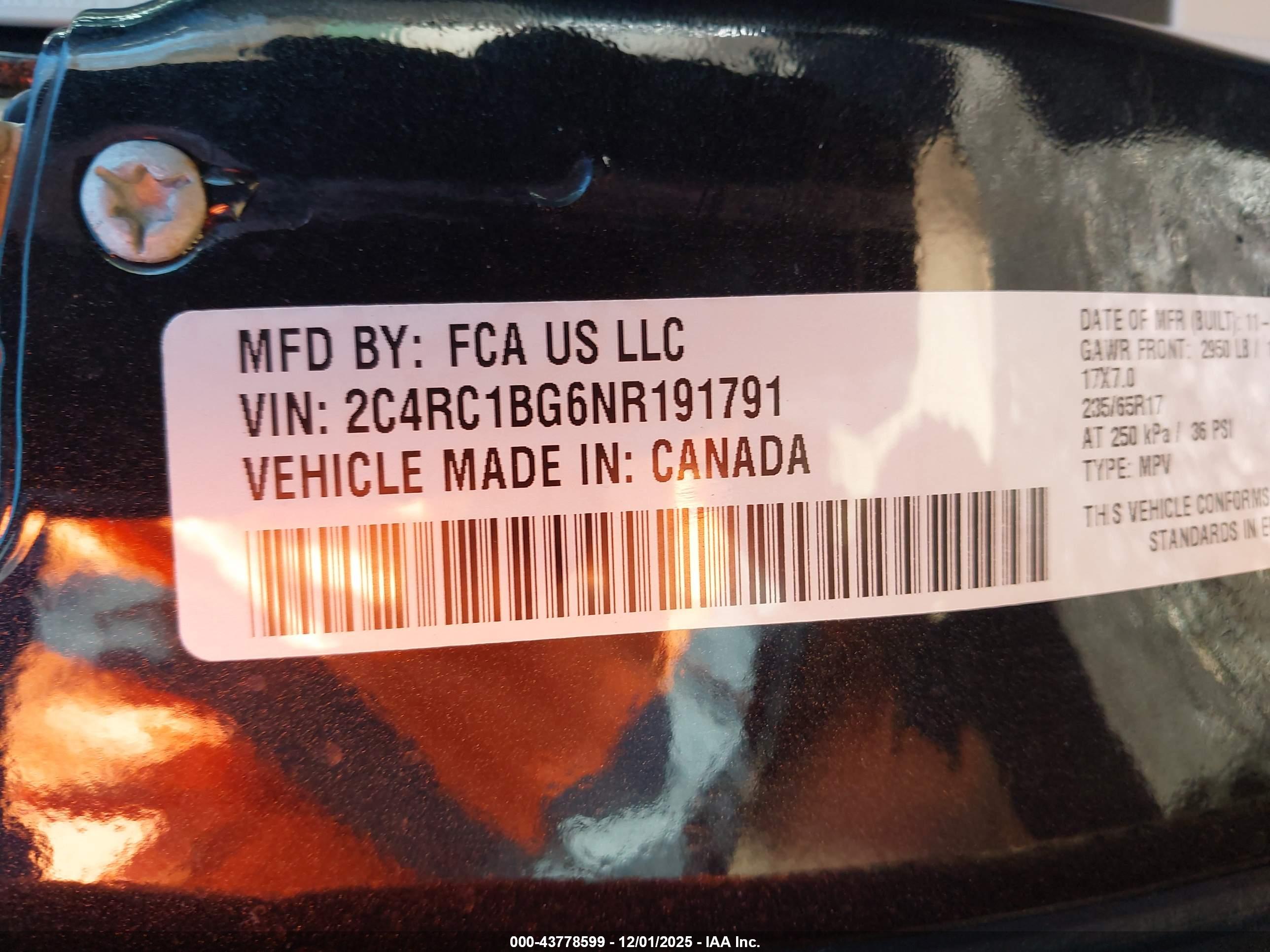 CHRYSLER PACIFICA image 9