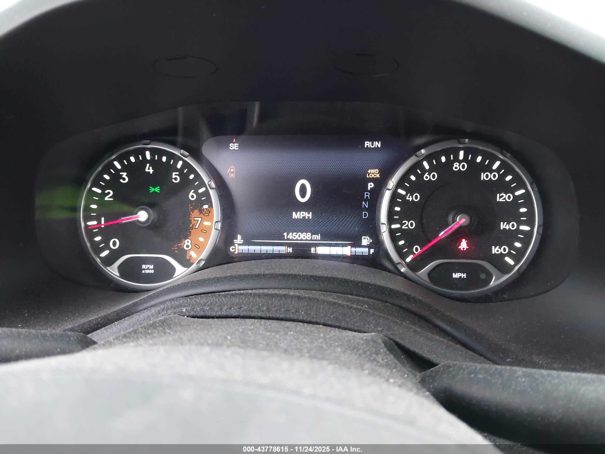 JEEP RENEGADE image 7