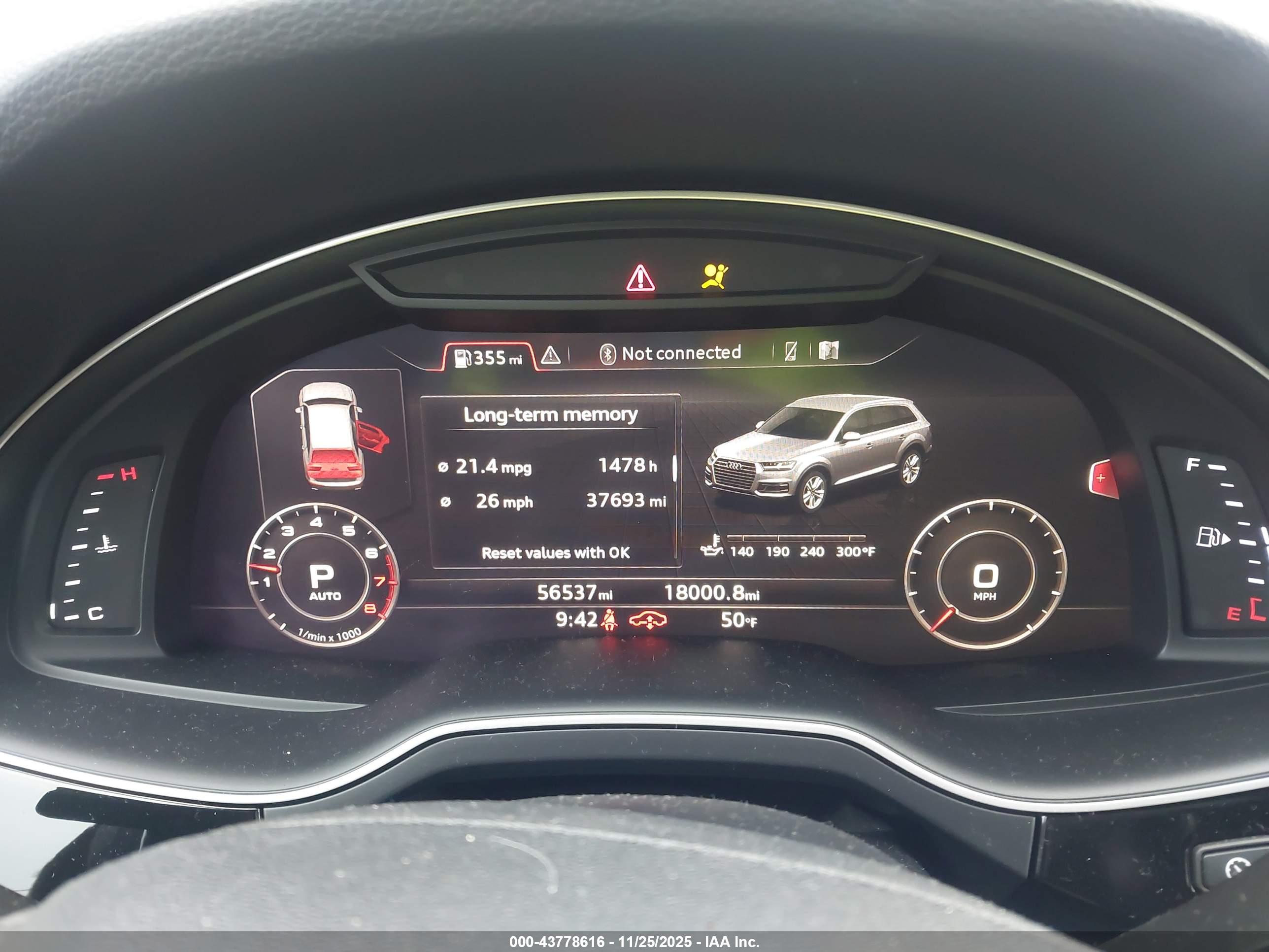 AUDI Q7 image 7