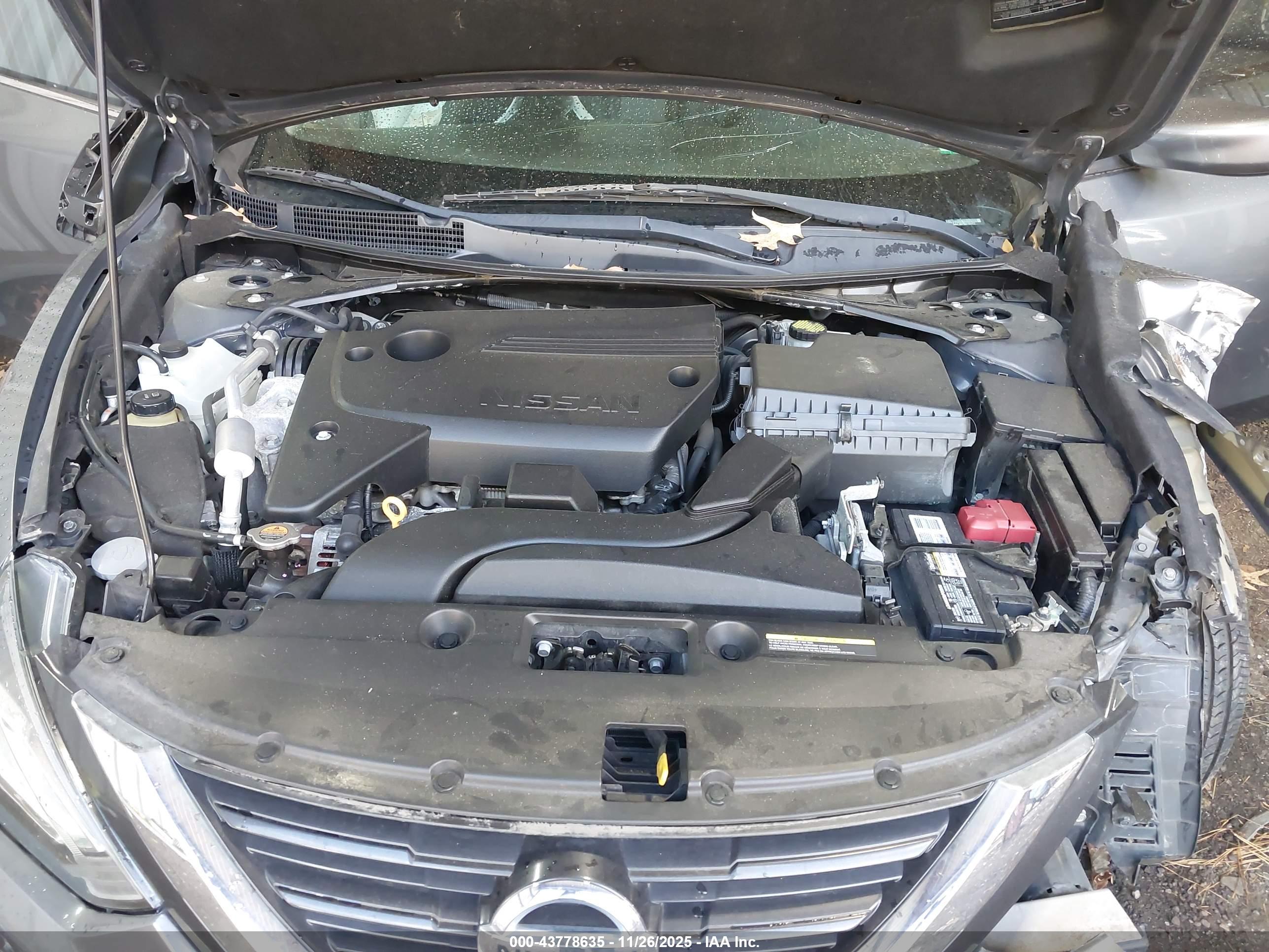 NISSAN ALTIMA image 10