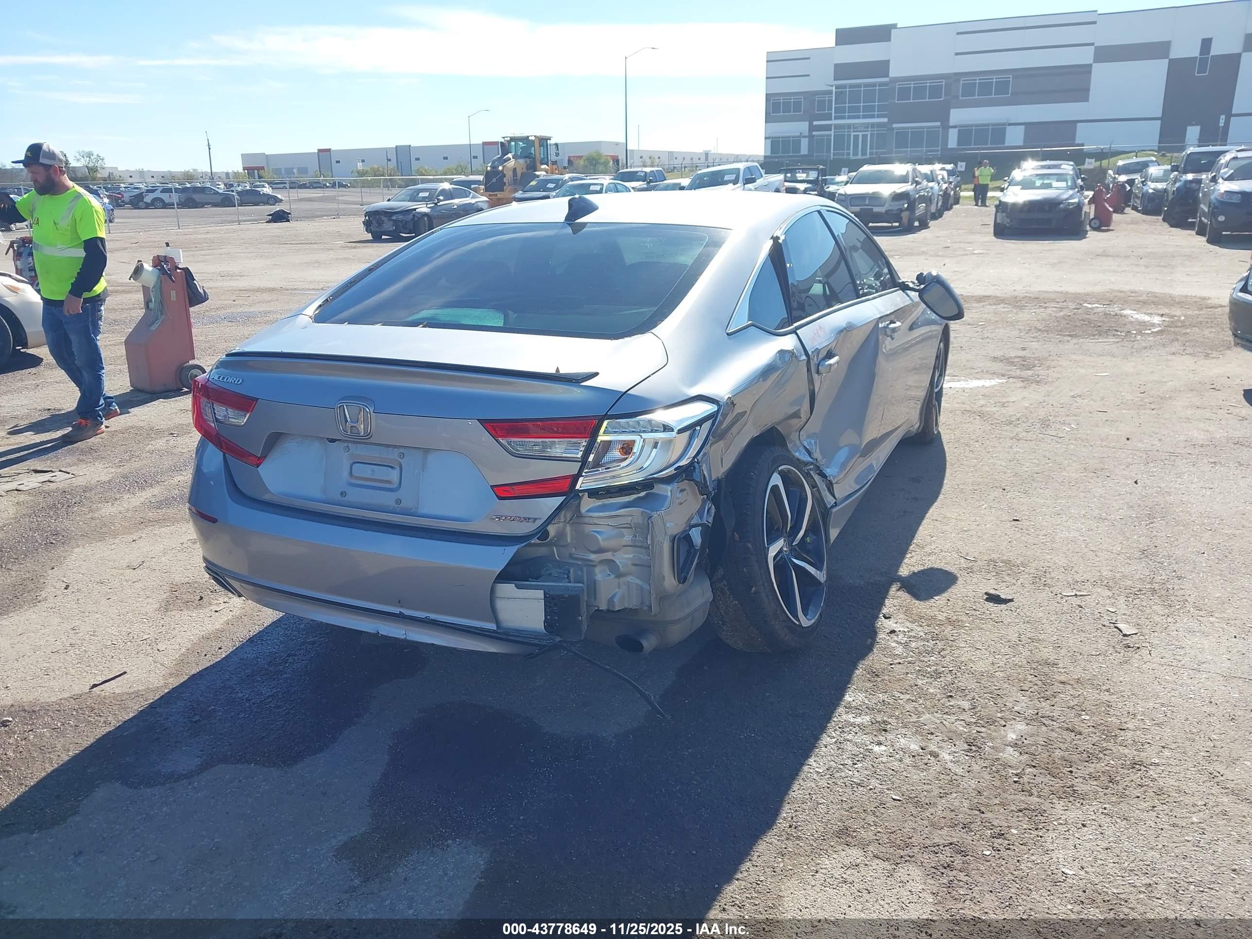 HONDA ACCORD image 4