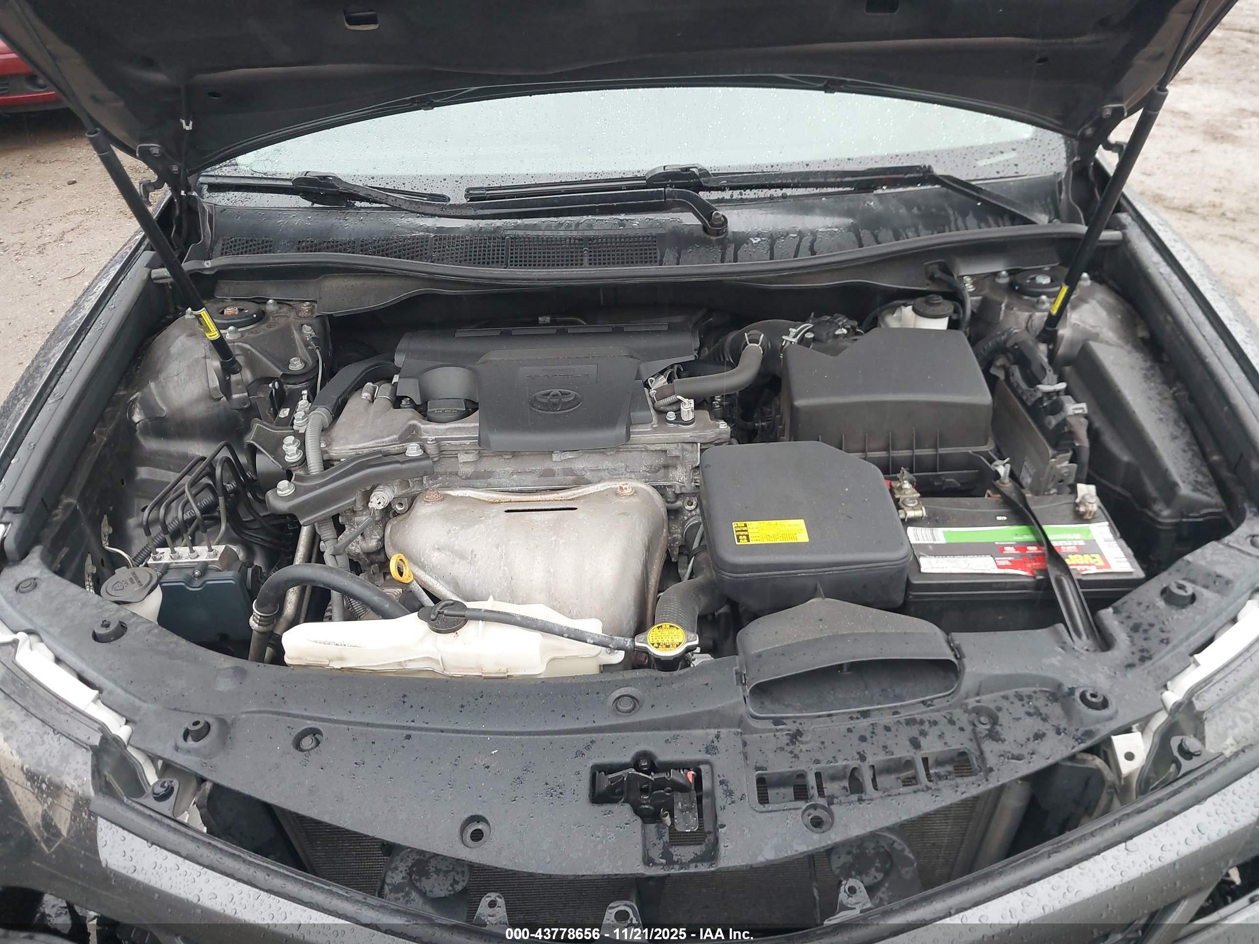 TOYOTA CAMRY image 10