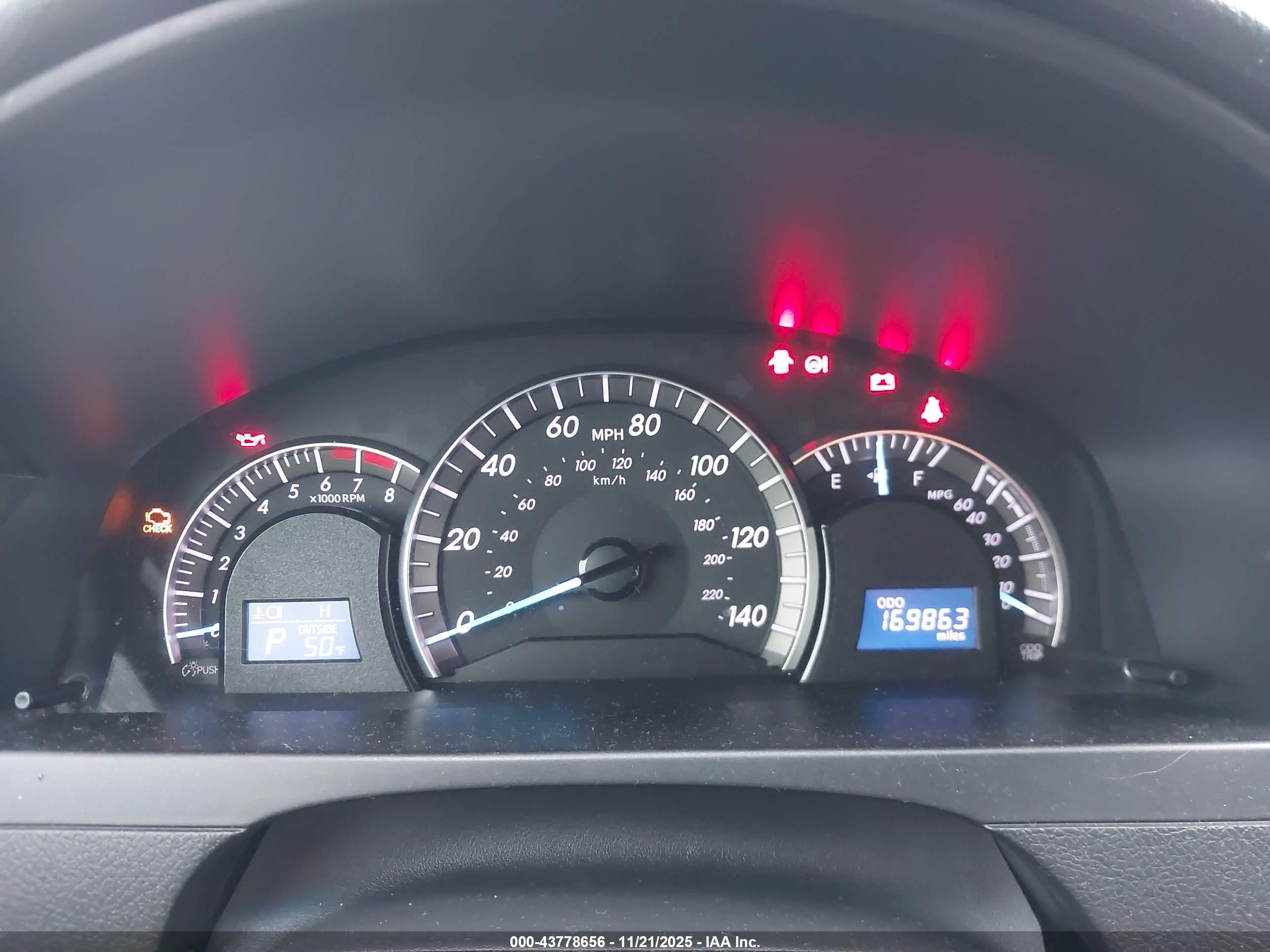 TOYOTA CAMRY image 7