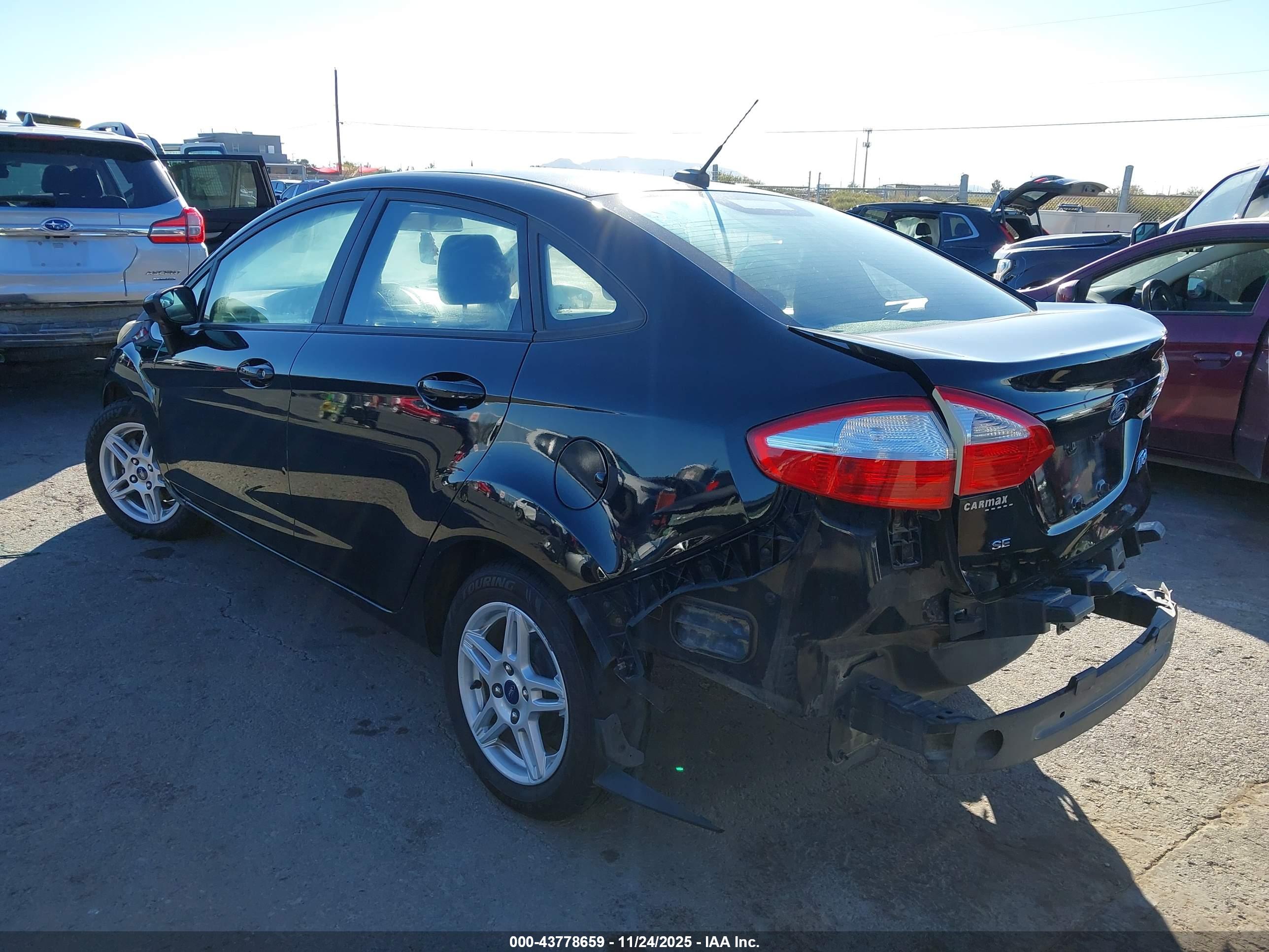 FORD FIESTA image 3